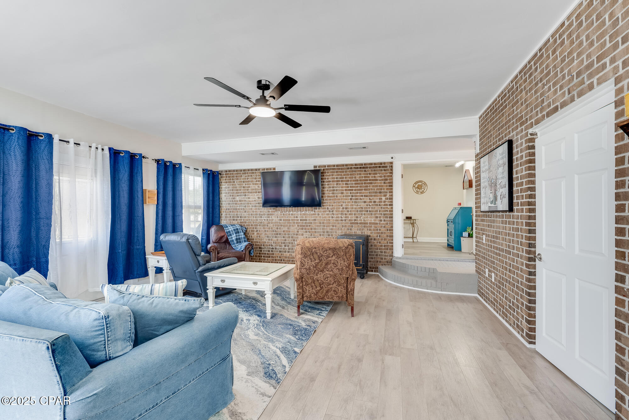 5iujzqafbhgk Ho5 Xxzxmxnpyi2fisaxurmp2vwxnk