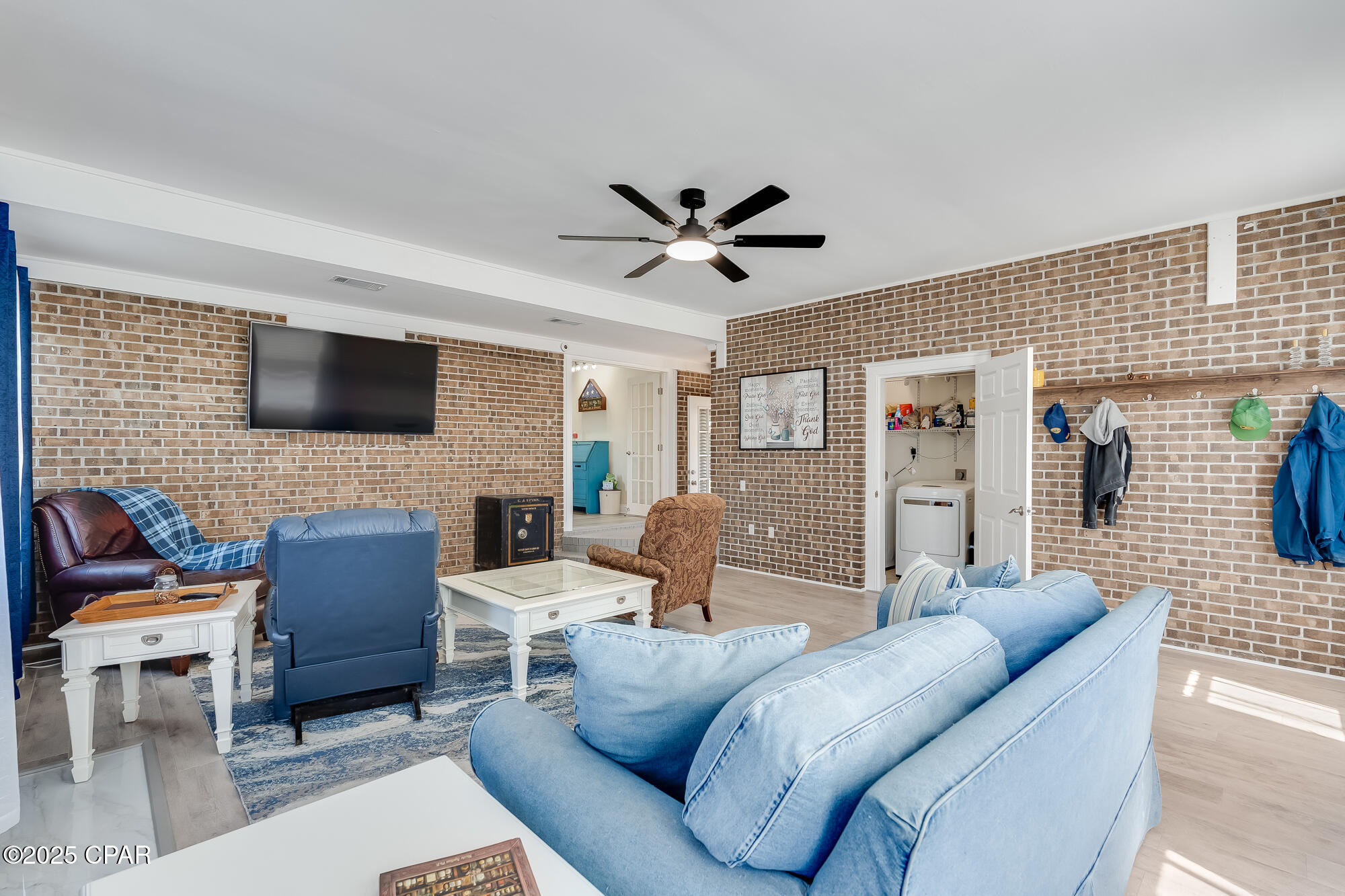 Lrznm3e_nbploeqxlejzia Rw0wyo6hqhafufmxr8lo