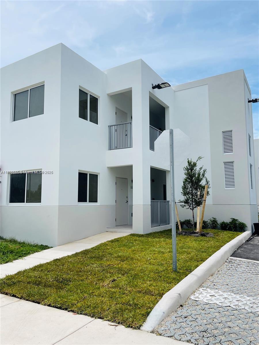 Property photo # 0
