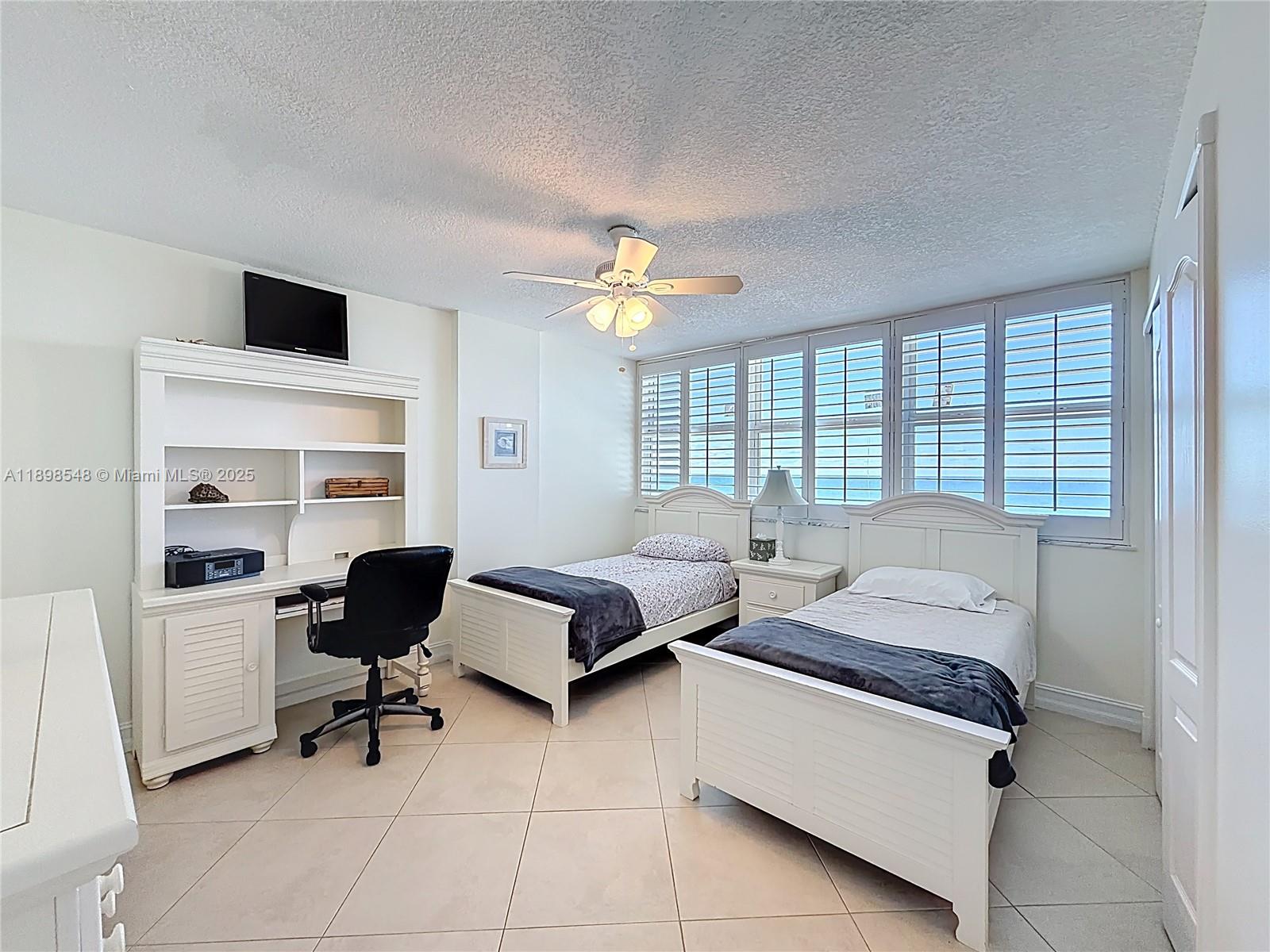 Property photo # 4