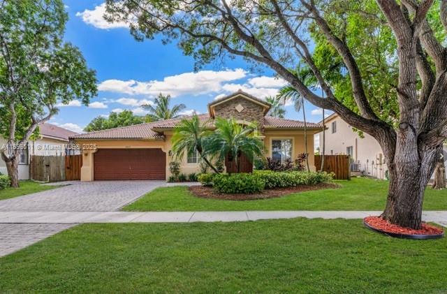 Lakes By The Bay Amber