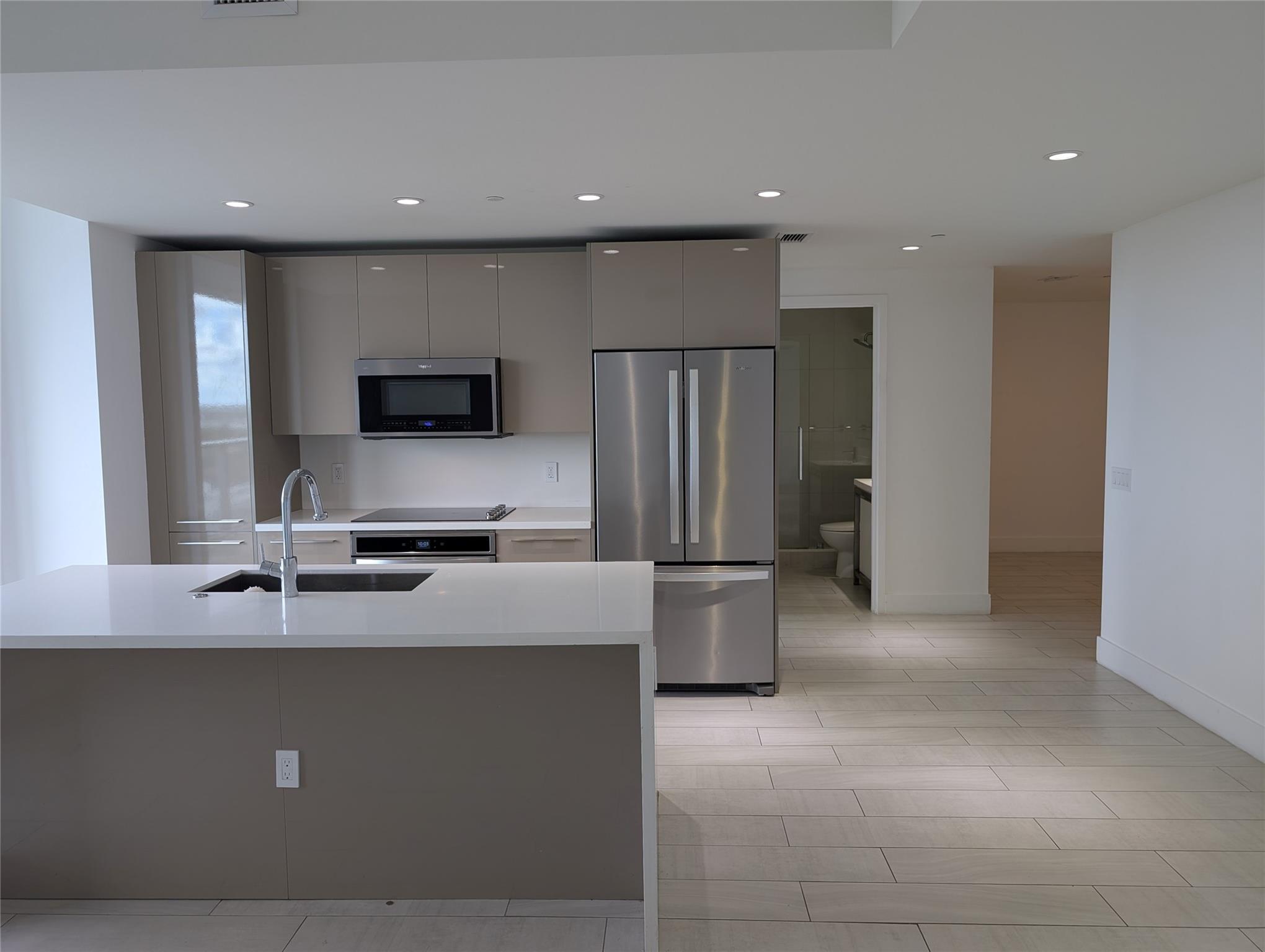 Metropica North Tower One