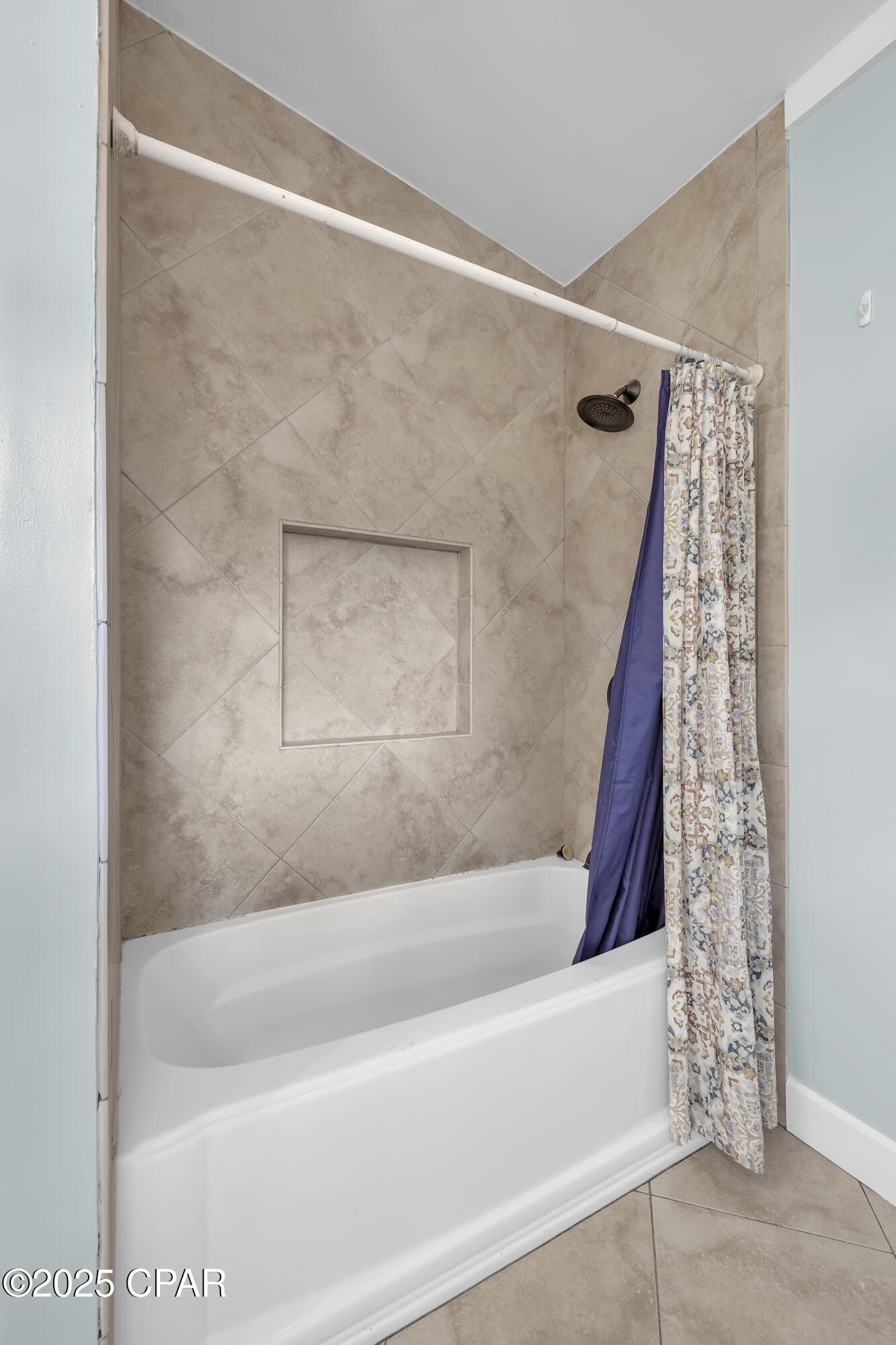 Oe1 1wfz4yw169pv65_5sbibgza Z8dokiqhqxuhcj8