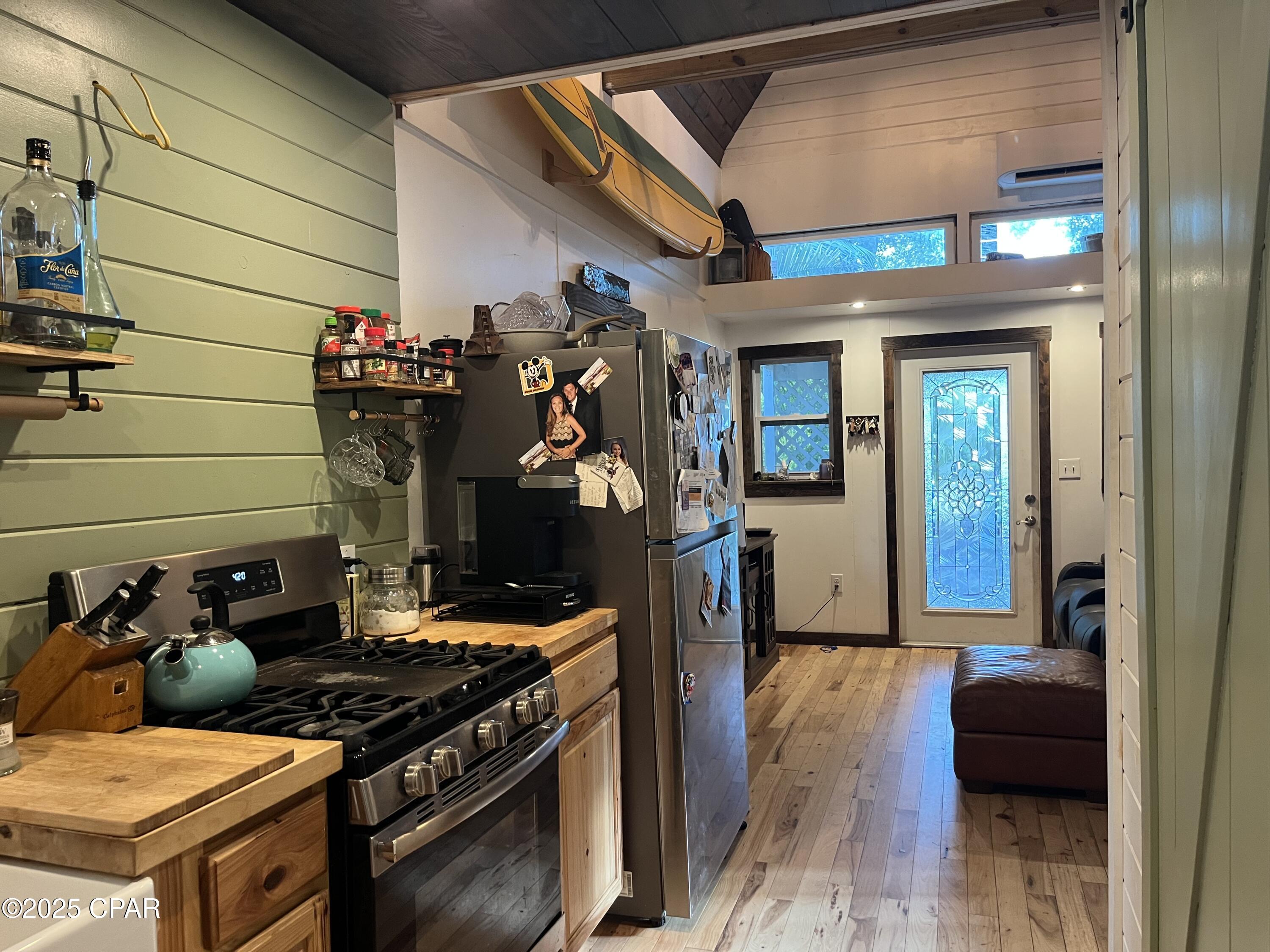 L_d_ve7xd8_0q4odxpii5eslnho6xygthe2nhp_dkyq