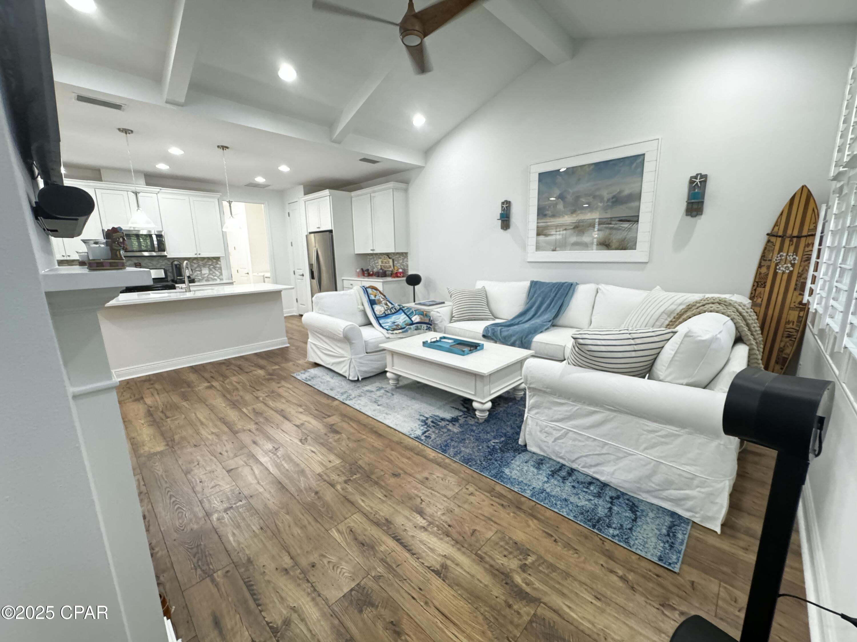 Cccho1p Q1cpt6evzepd2erfpoafzecthwf8nvhl4n8