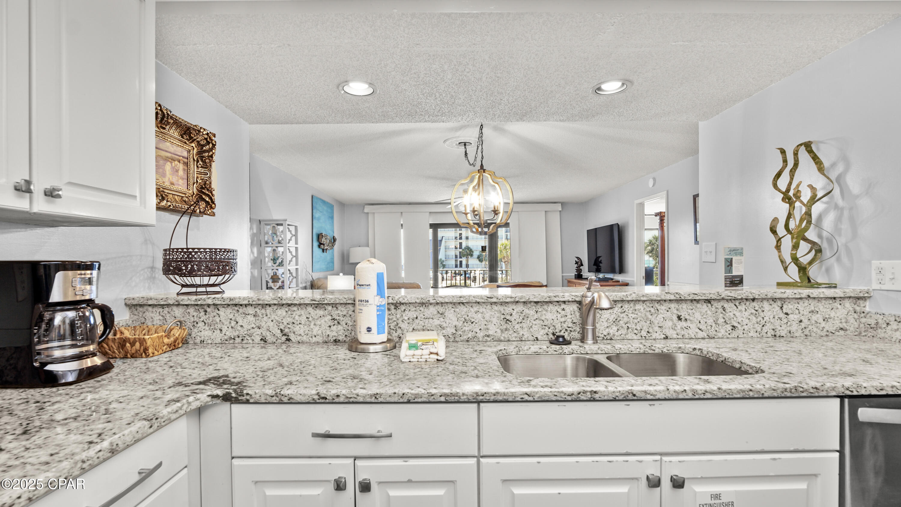 Q4yk3zo7ad3ymbuk_tftzm5n7ra W9ei0ovvru8xdzw