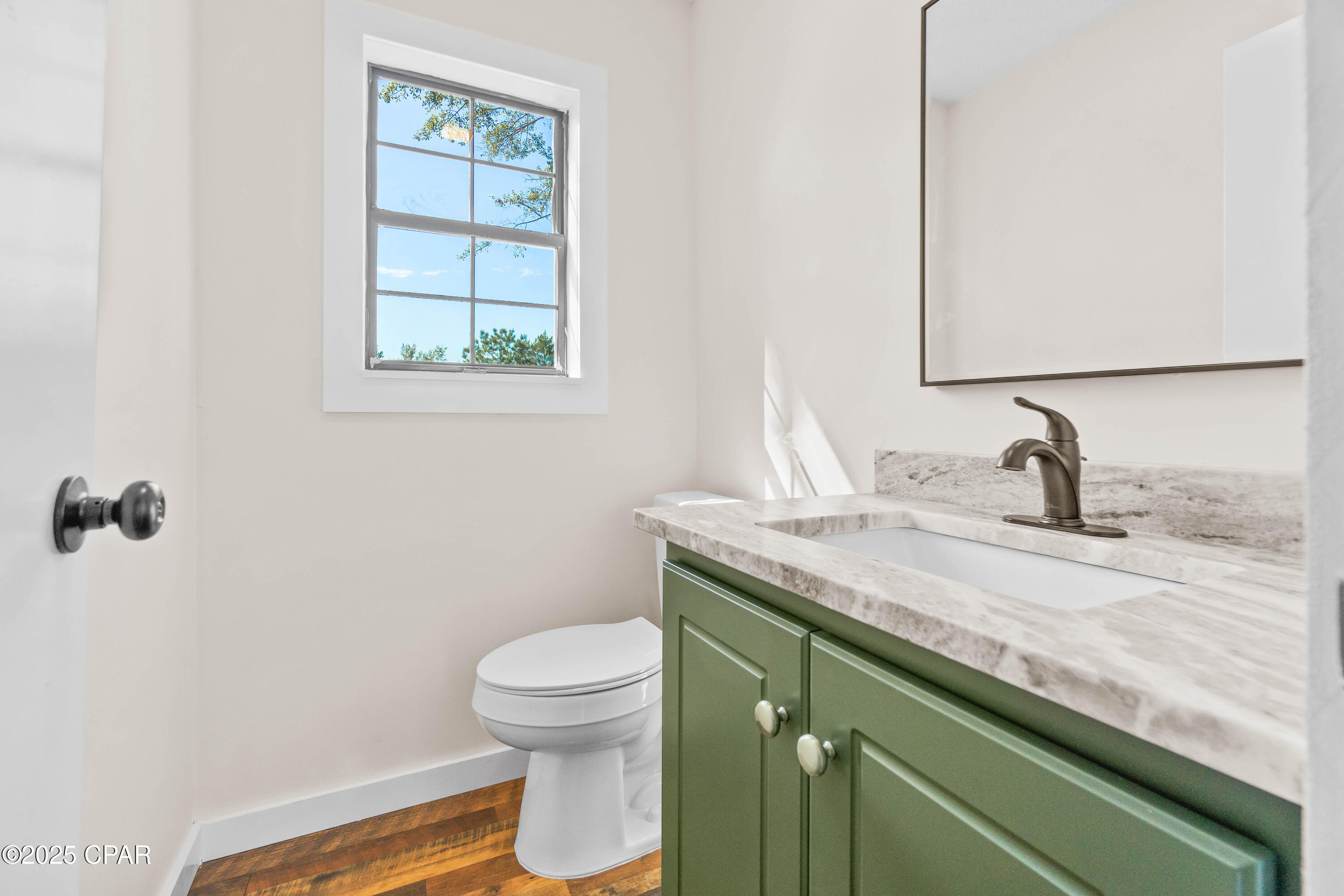 Olem_1sprhulizzjvk_esjvstoqsau51amorqeunlw0