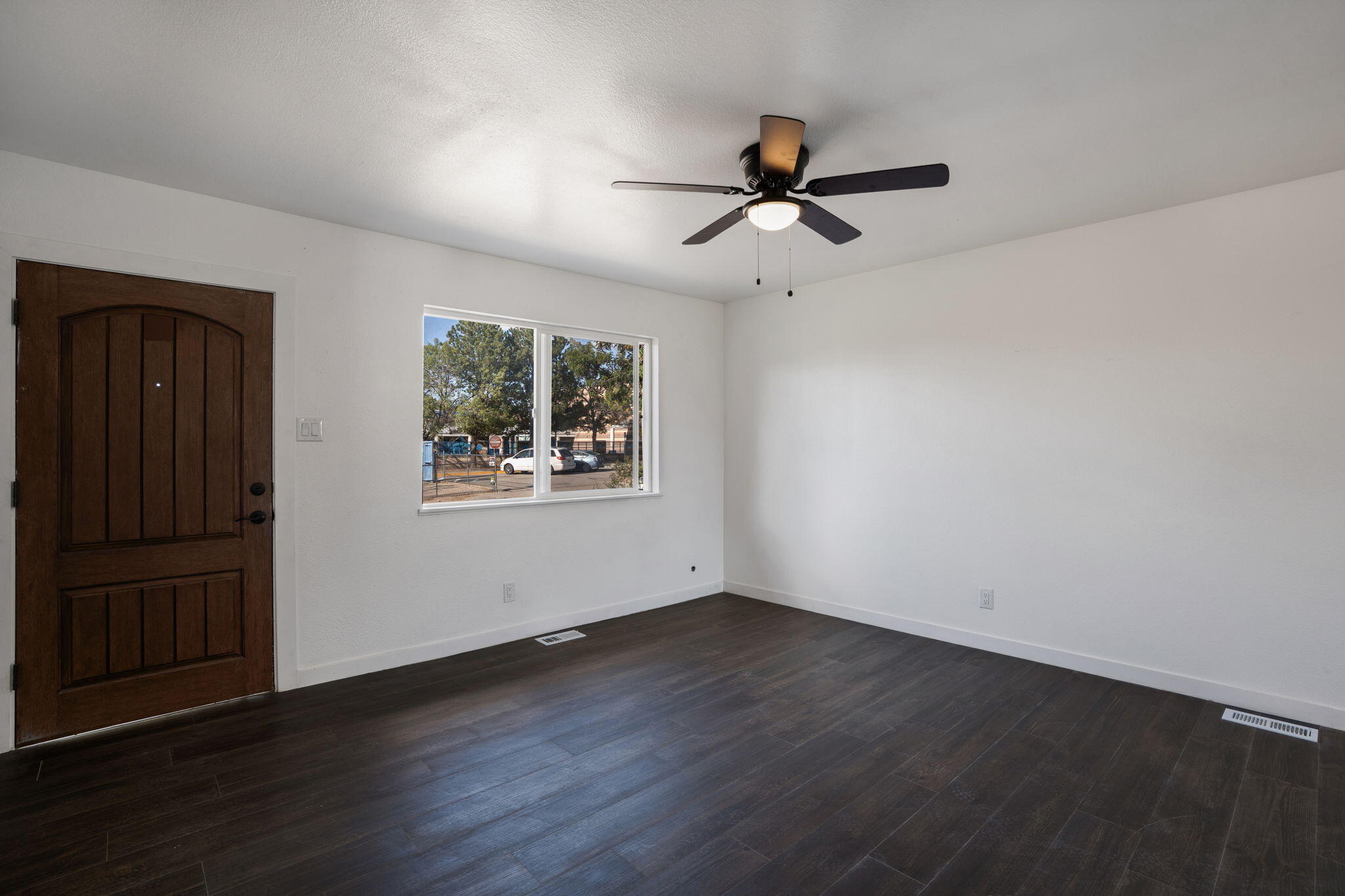 10708 LEXINGTON AVENUE NE, ALBUQUERQUE, NM 87112  Photo 5