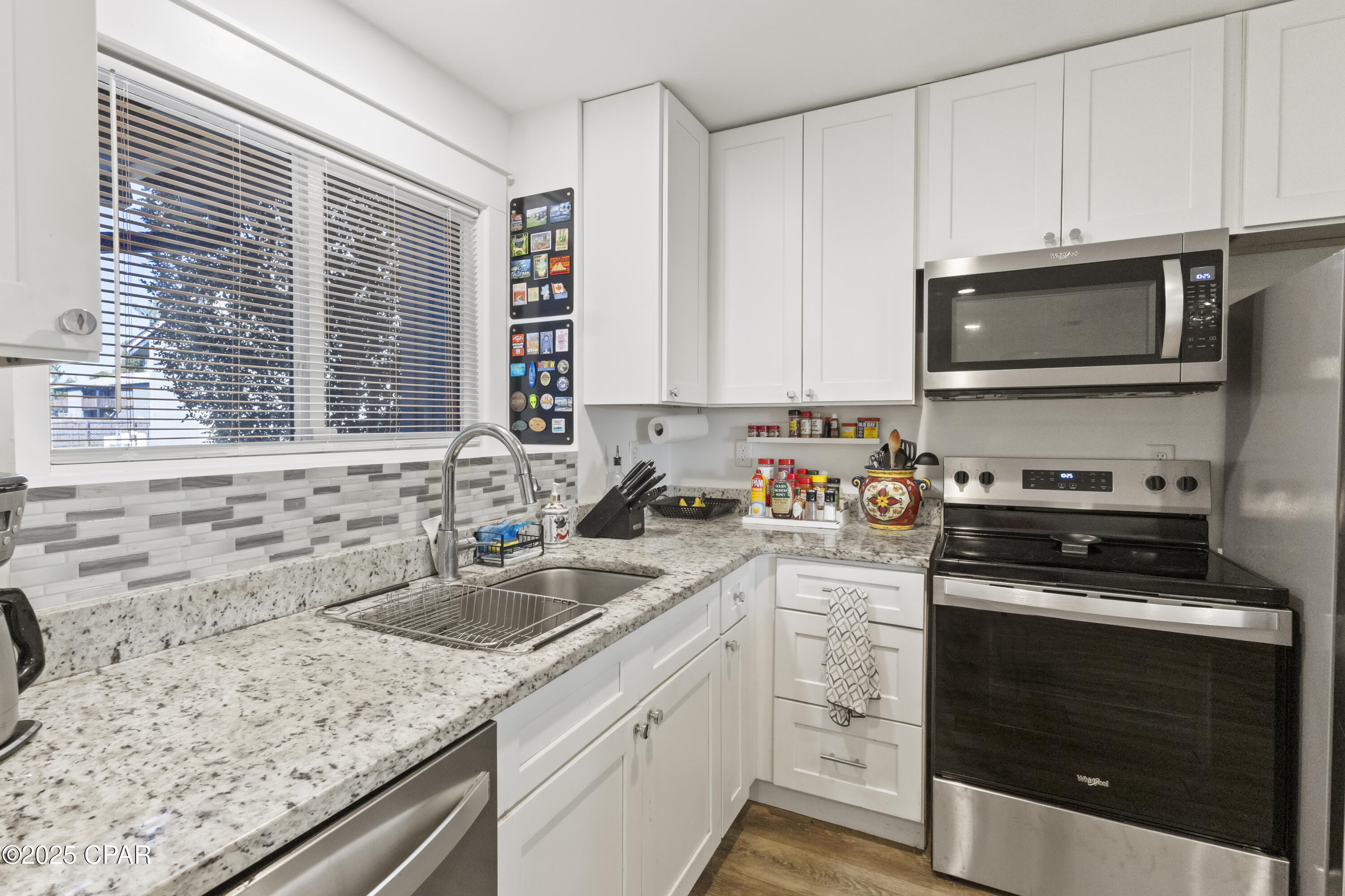 Mhkrjphakb3yqblxsr0cy0linm_aa0bgbo07ynxkzpo