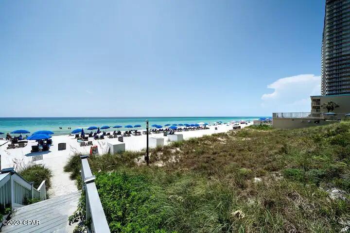 La Rbtdott 50eoxomcc Qt3kpqlje6yqmmaqzfs Jk