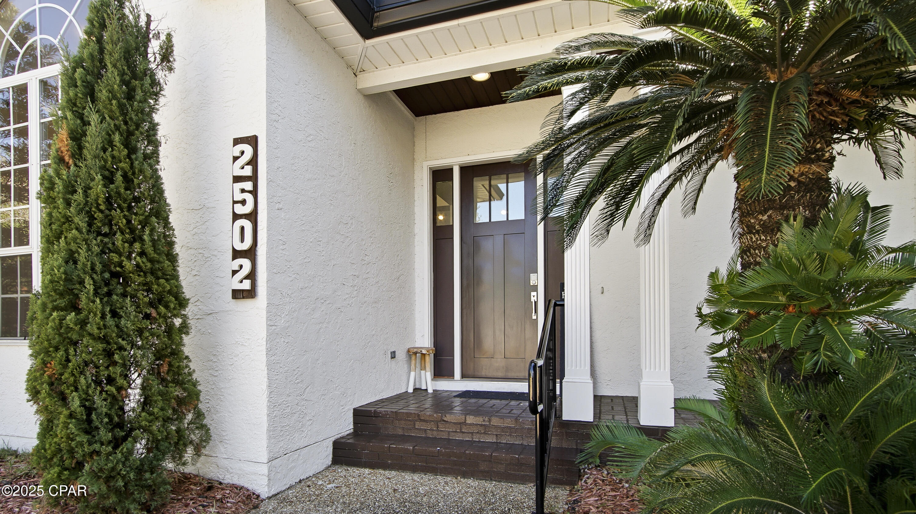 Image 1 For 2502 Country Club Drive