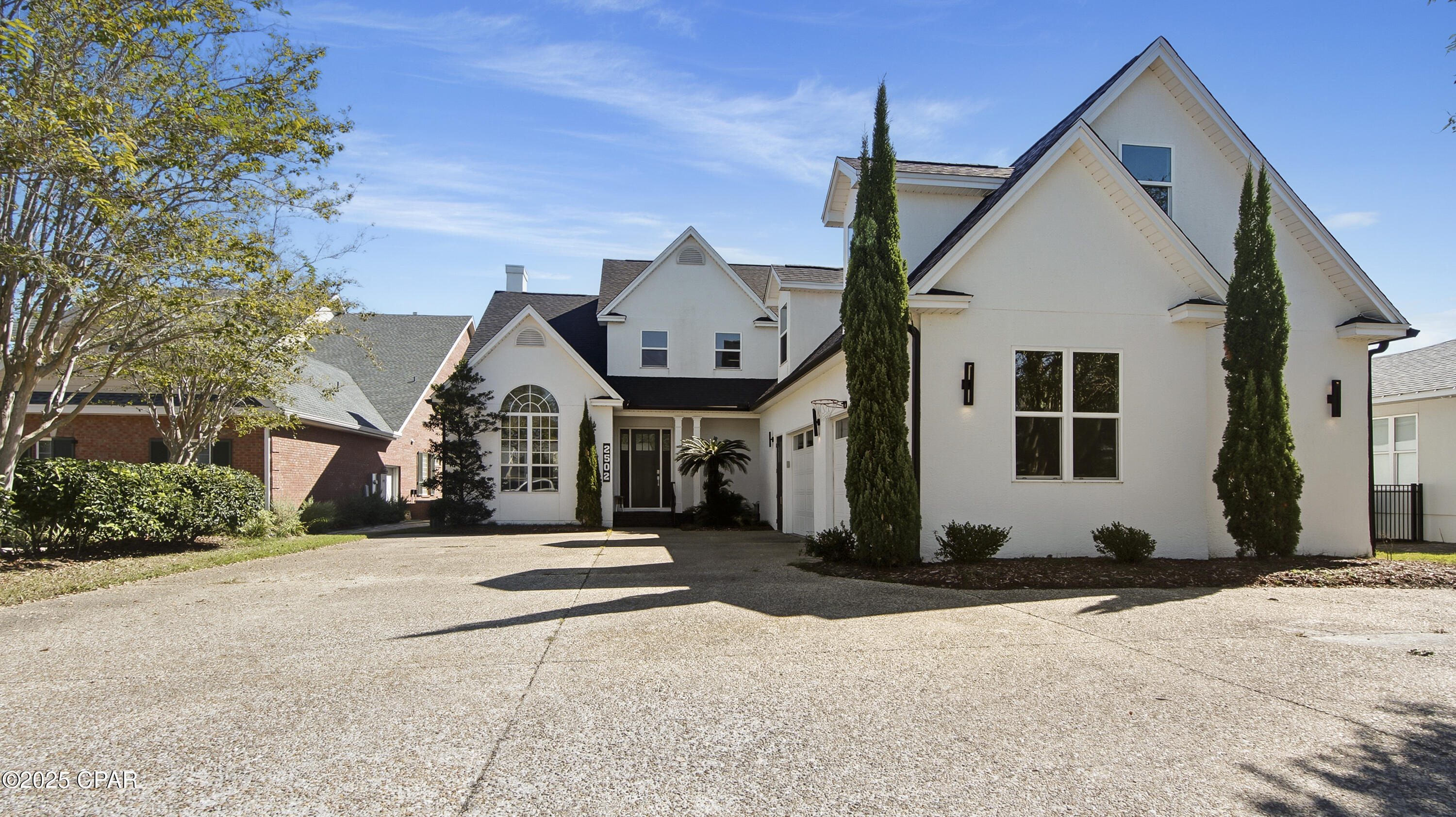 Image 4 For 2502 Country Club Drive