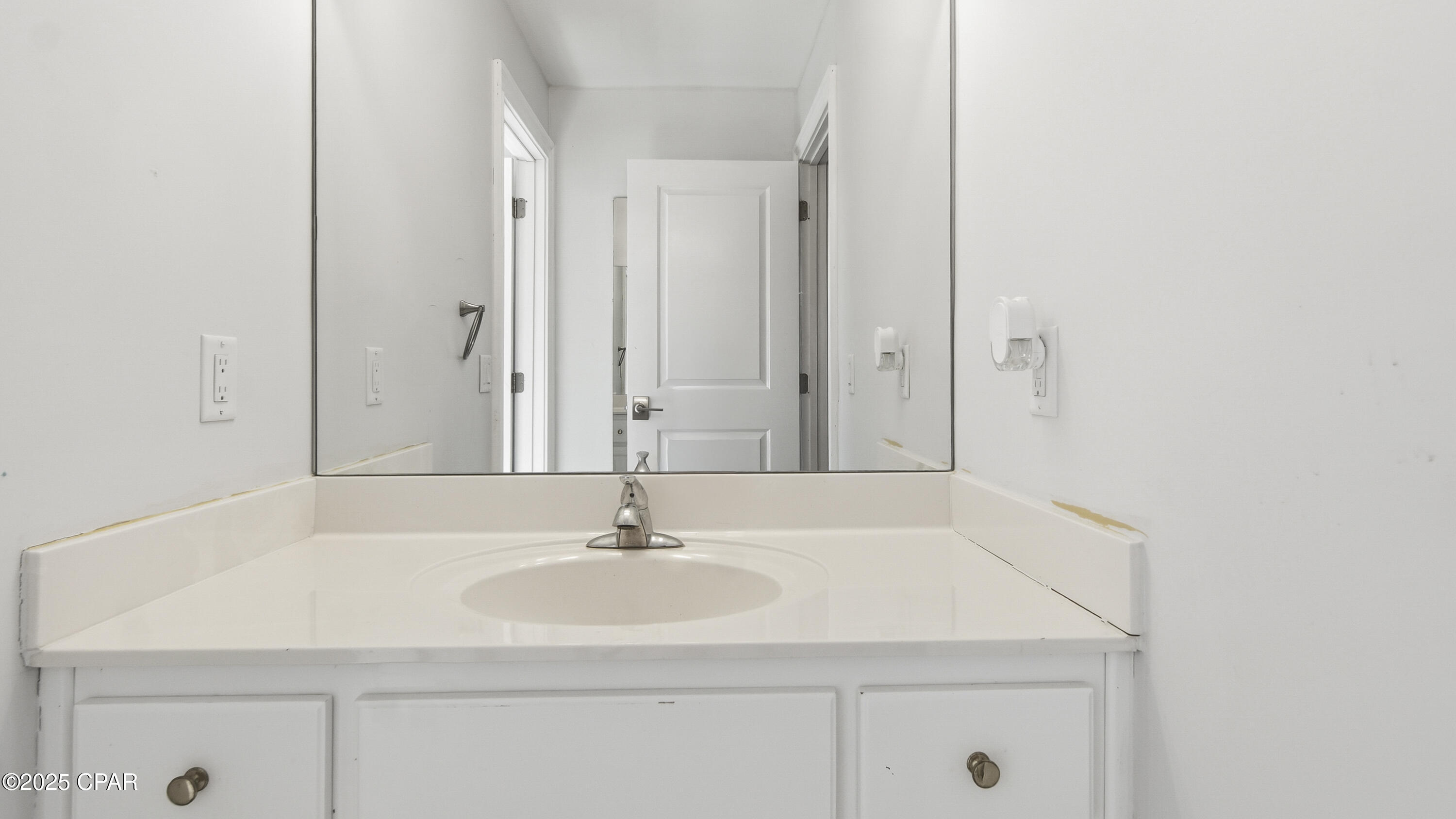 Y9gbqdhg54it1fj0hfxean8ipni0kcbchx81tuullx8