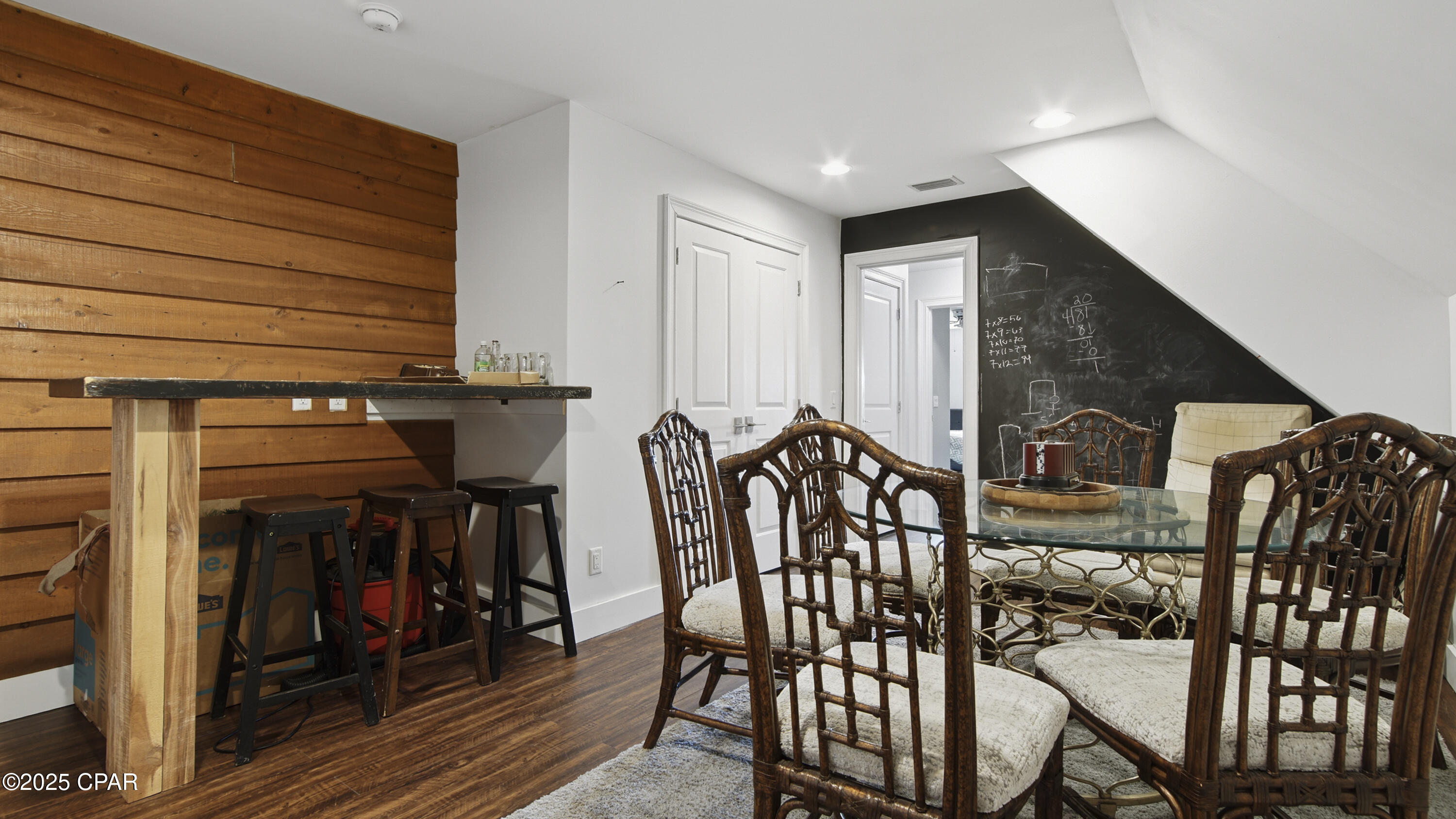 Uxlufdlu0t2bvzkoazqs_uco_rs Irjlws7fuckncy0