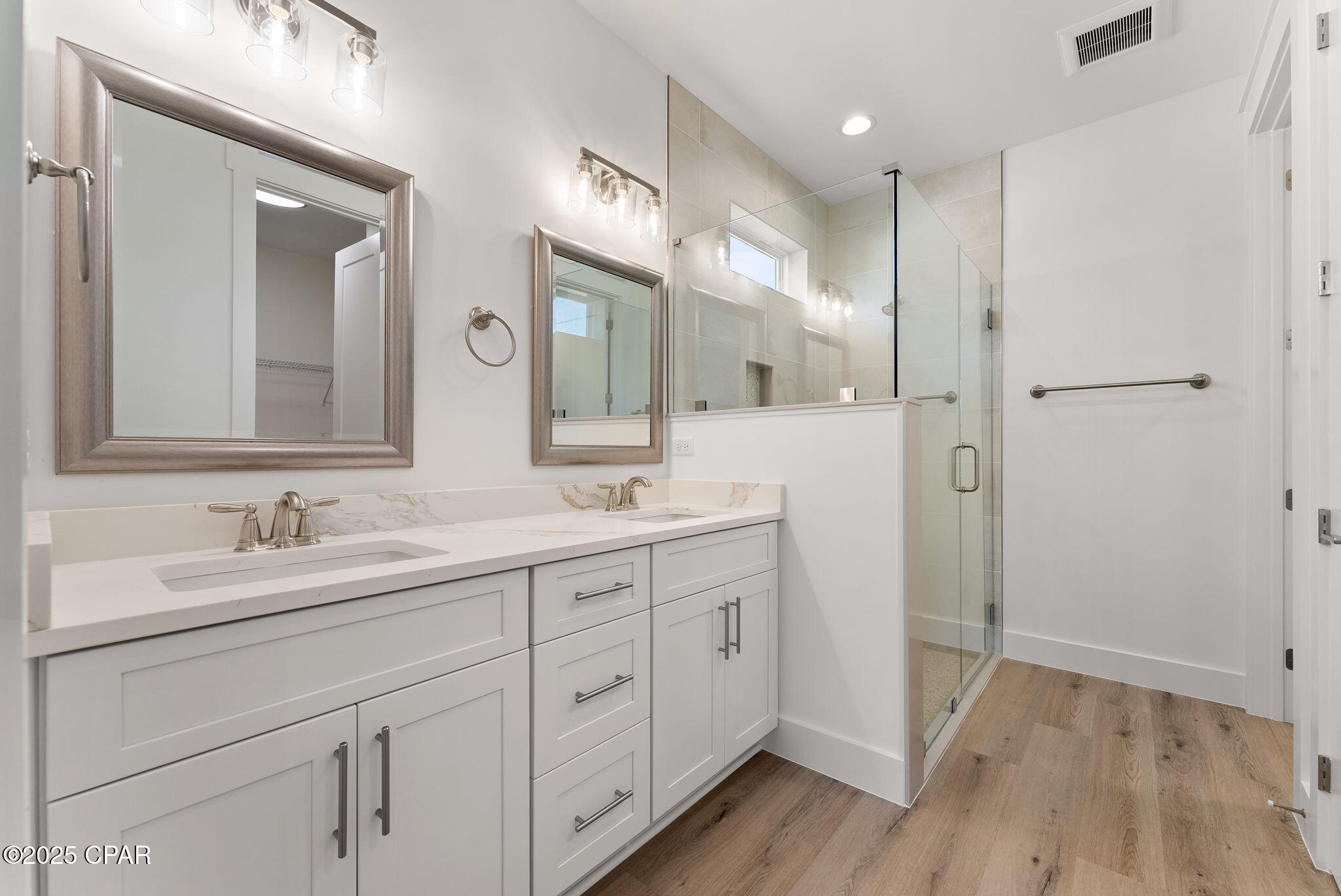 M5gkydqaimcehd1ubgmx6pbuxuub_k4nwjgny8nyu0i