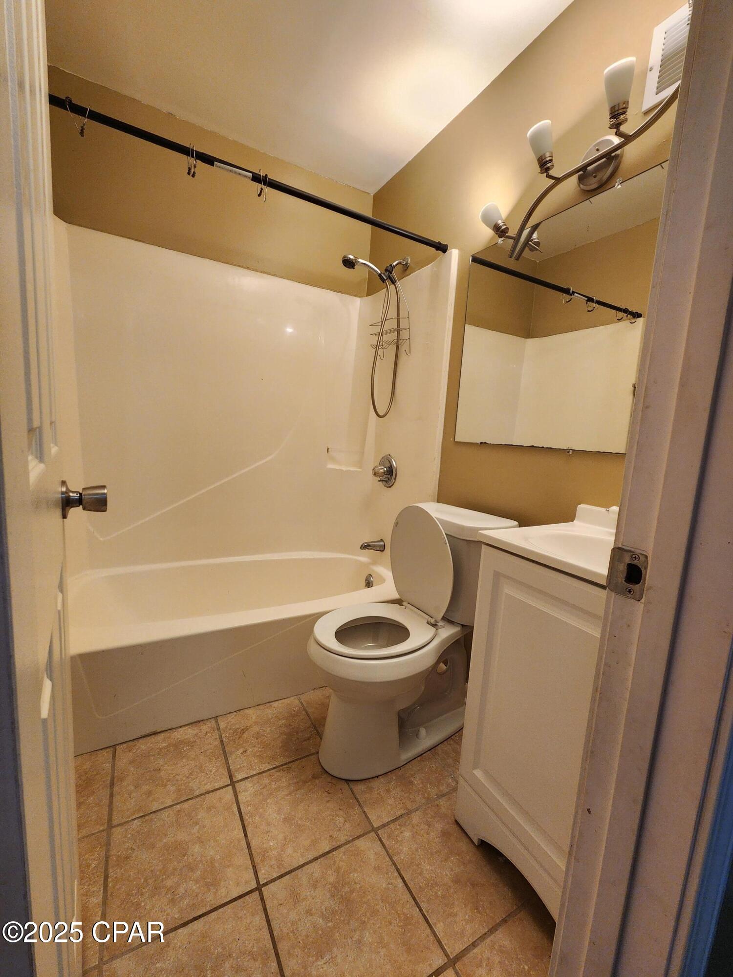 Glyp9fddndbhied_b8jcqen8mepr_rsbyi9hm5tedws