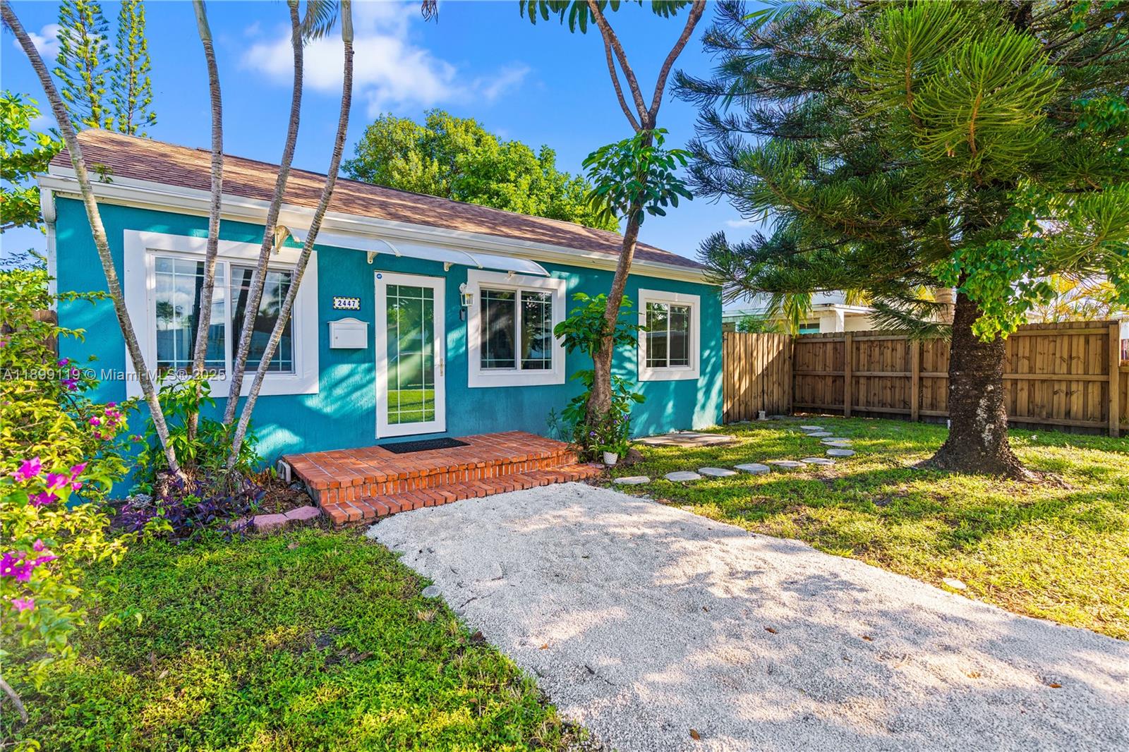 2447 Wilson St, Hollywood, Florida 33020