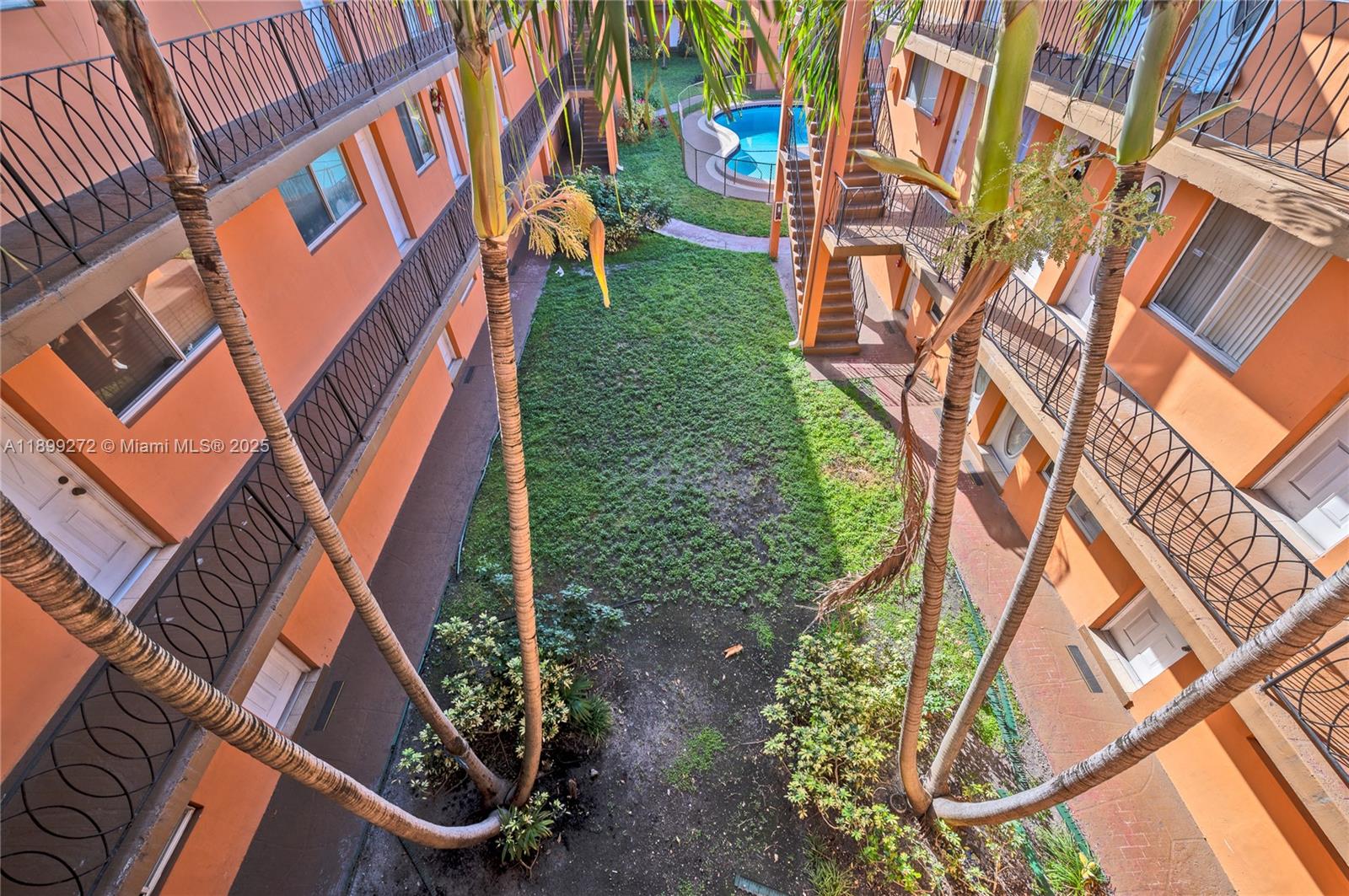 River Grand II Condo