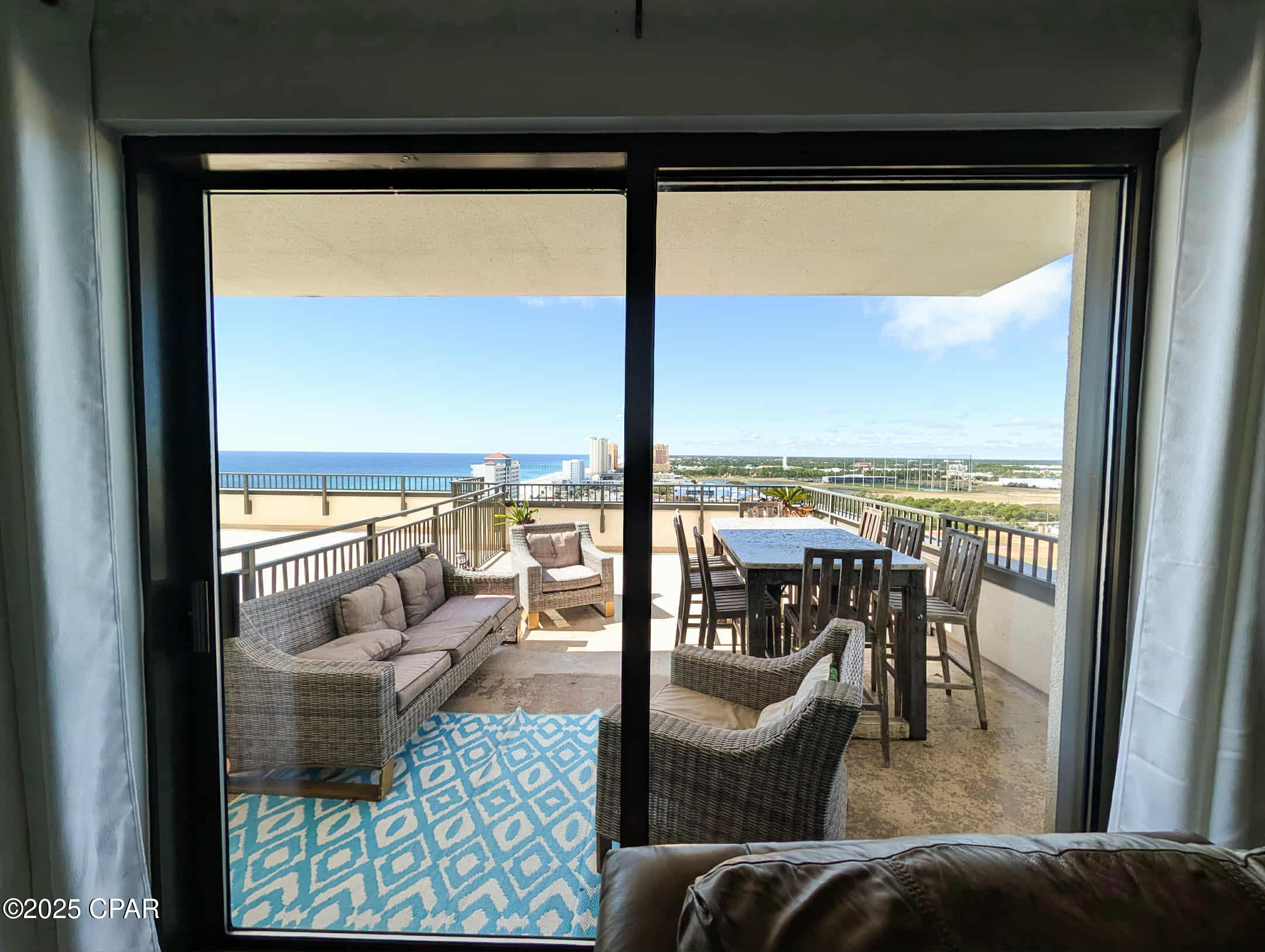 Vg8 Uiczsdyvzkqh Apghpftvvomajasx1lkwvkgels