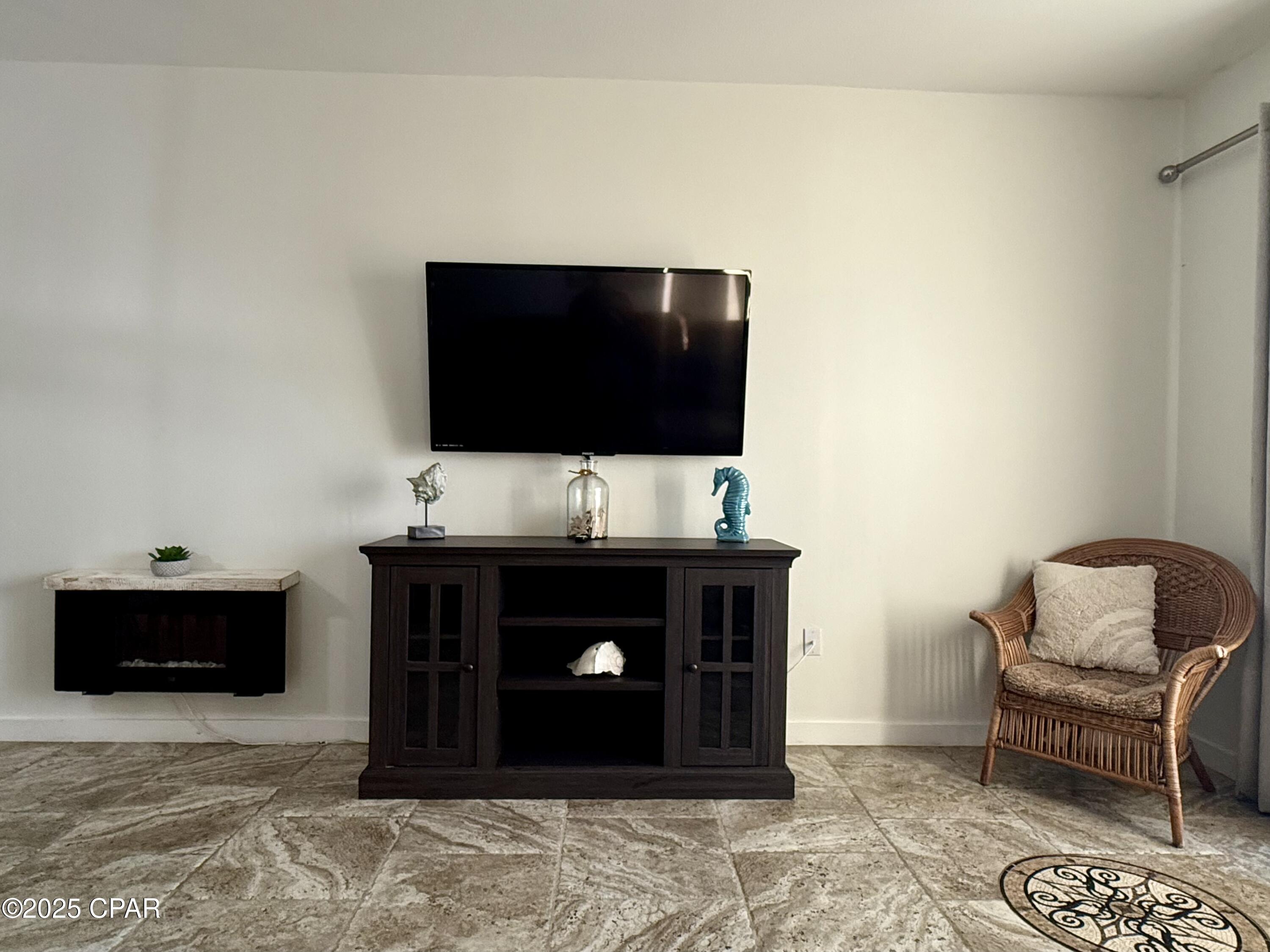 M1mks0m2yz0dz6_6hl__gd9aon1cvwdwfwbwzain_fe