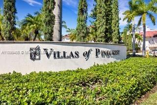 Villas Of Pinecrest Condo