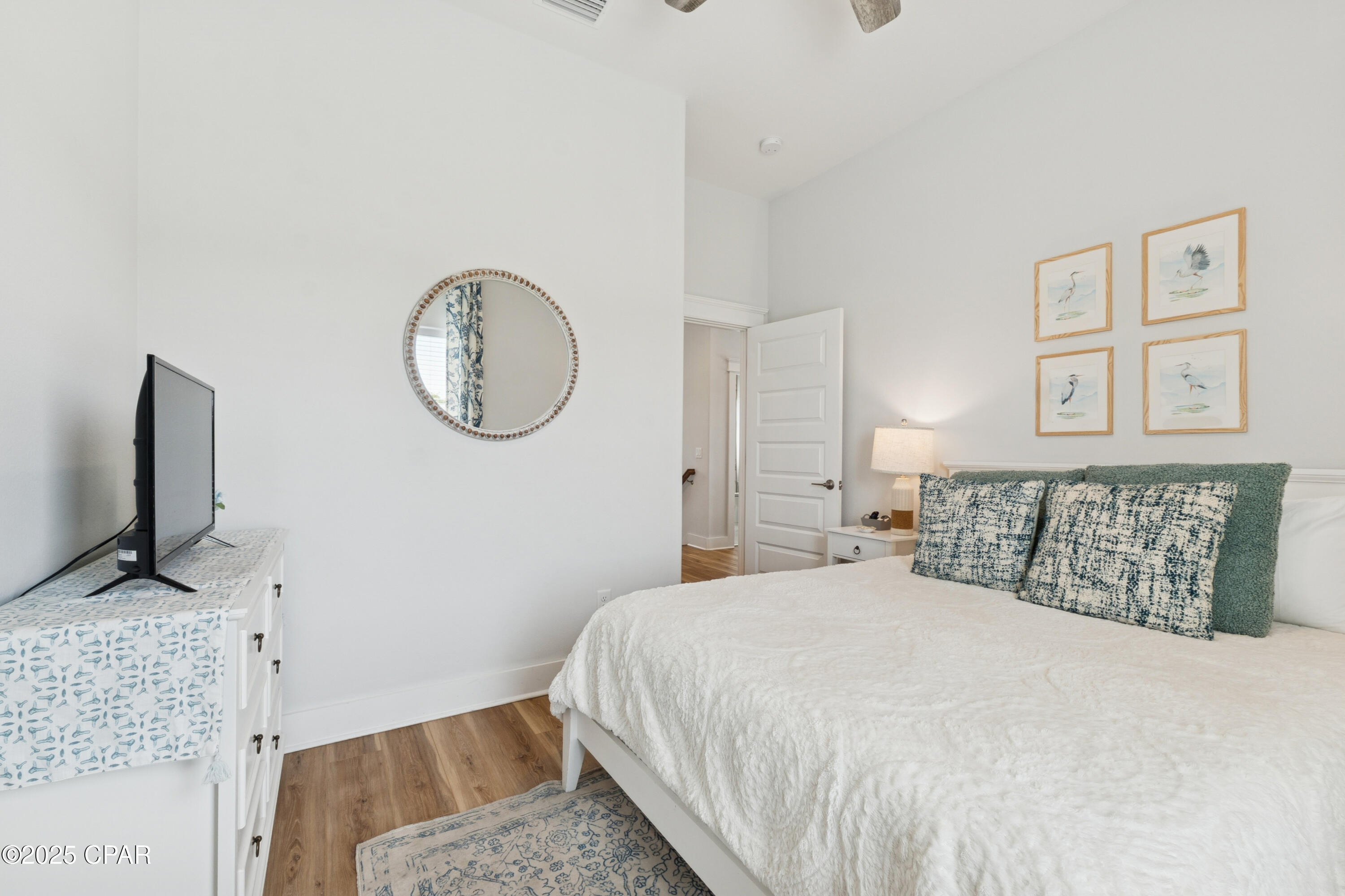 Z G_1qk9aupzxxfvs Rvgdm9v3xatrh72e2aeui_hro