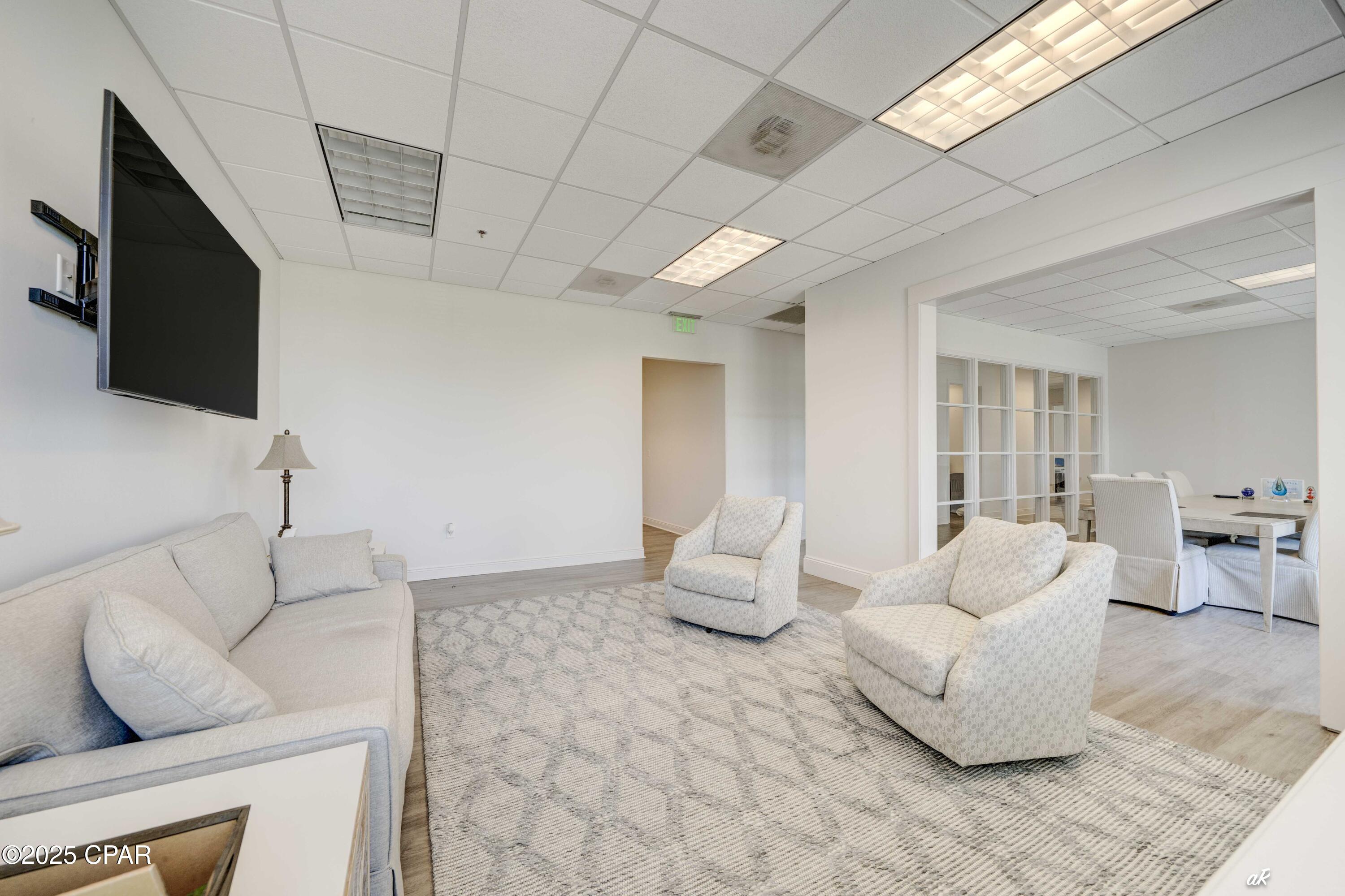 C2halosgdl6kvej6kraz2gkjwuti R2eb8pwbt_nirs