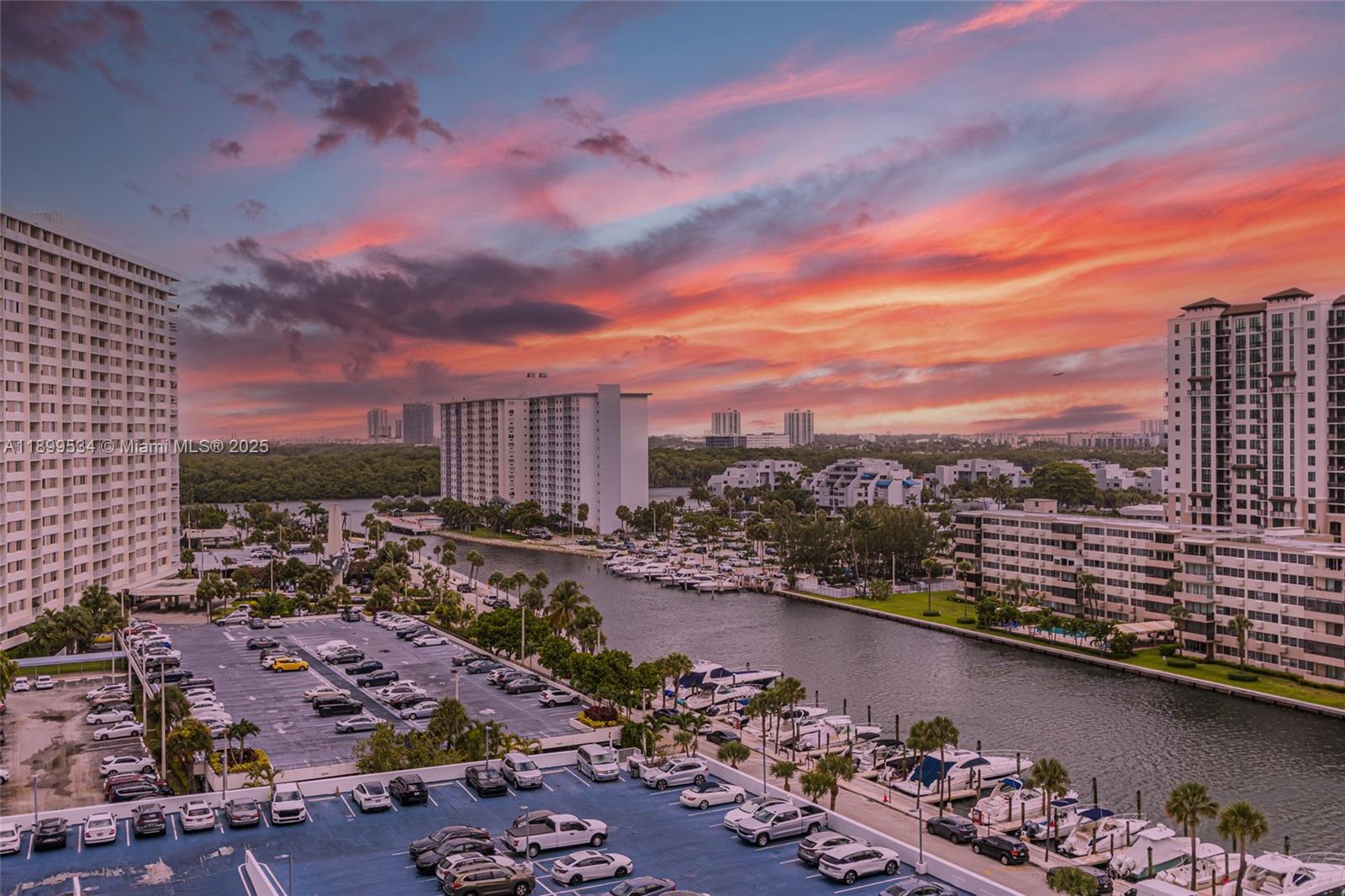 Arlen House East Condo