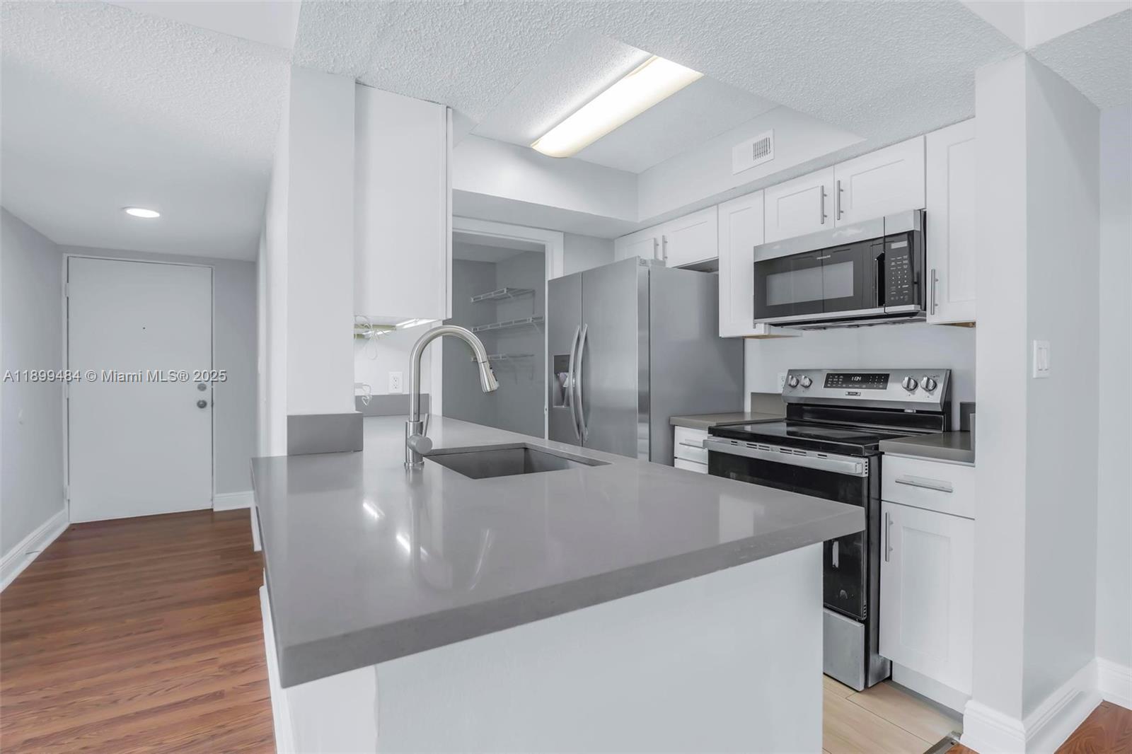 Property photo # 2