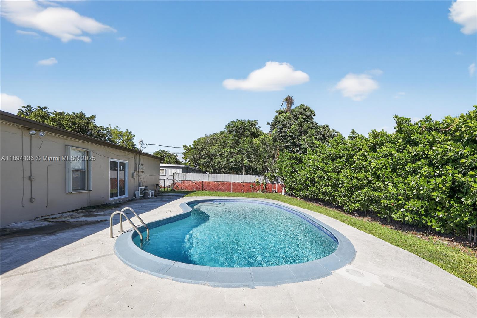 Property photo # 0