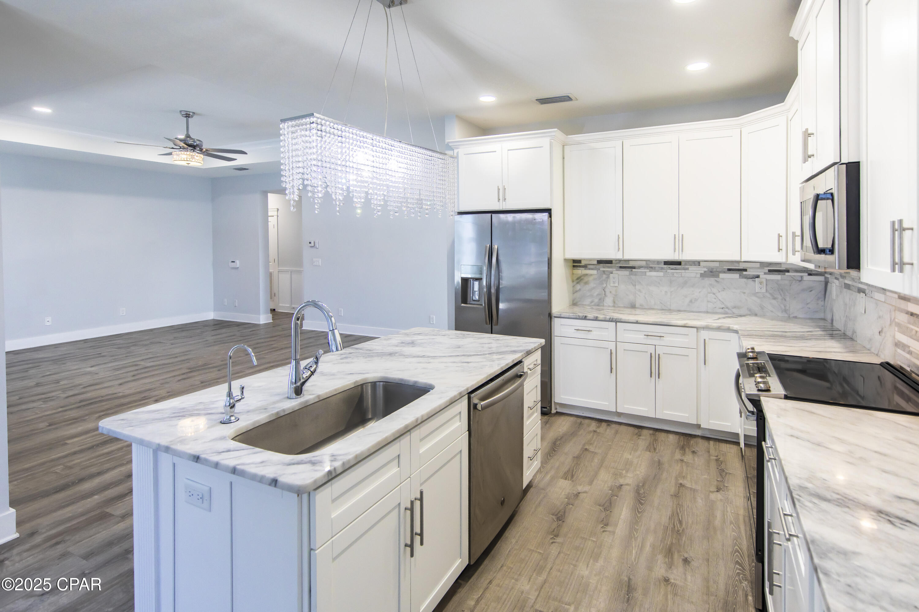 8i71mhchzdtm0xu6 Um9rksxj1fi G6aws4fe4lnr6c