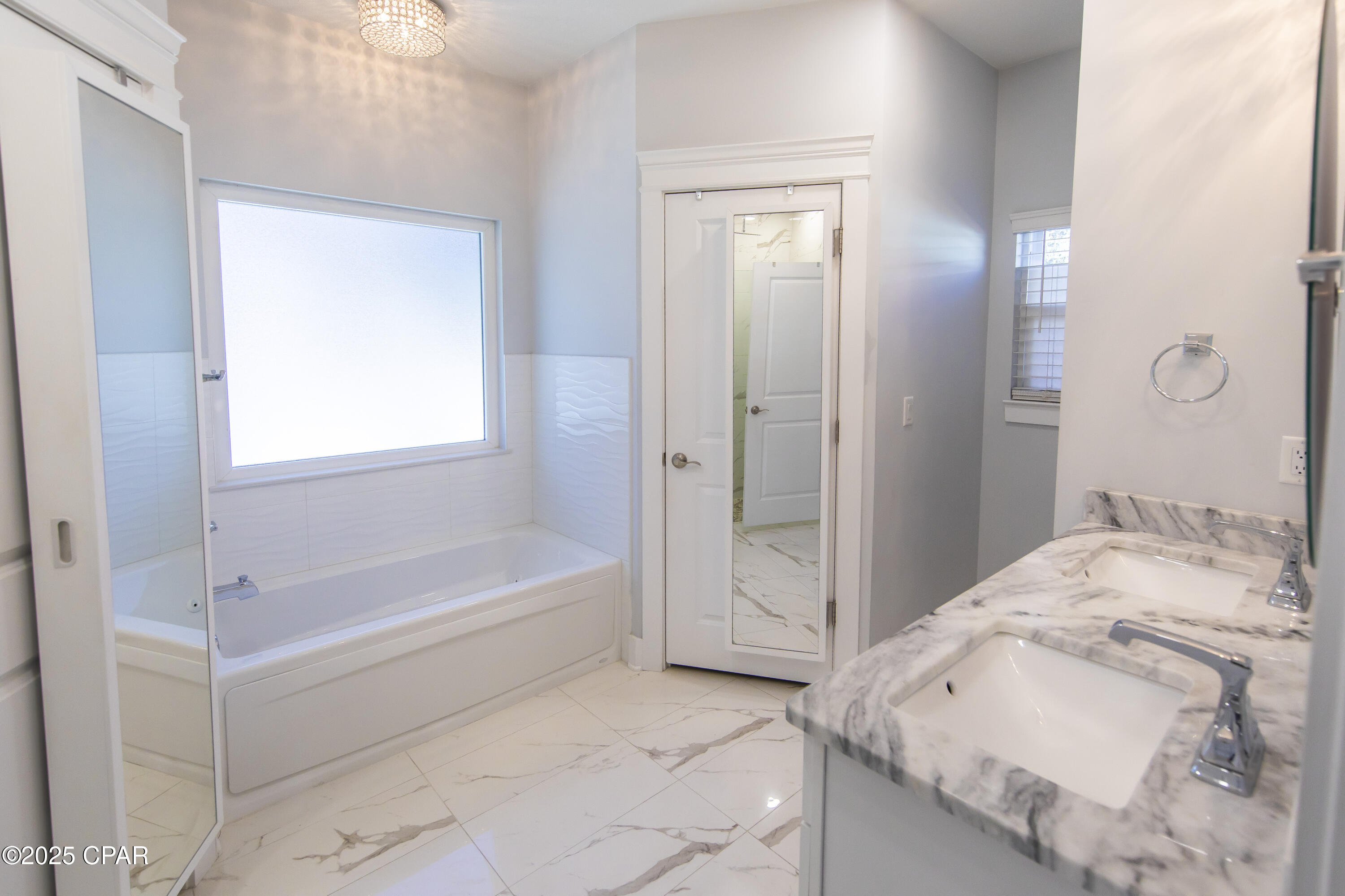 7r7pllbq9mng_v Yeadovtfqcbd932yvscira Exd_m