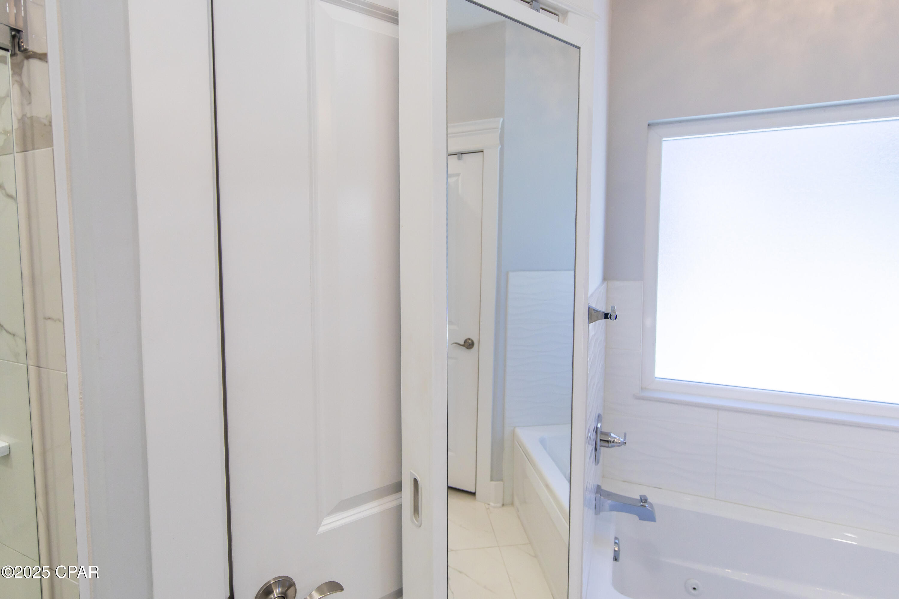 Jthpe Iw5jnfosqmuxeismzmqrouap1n9rf7s6p0d7q