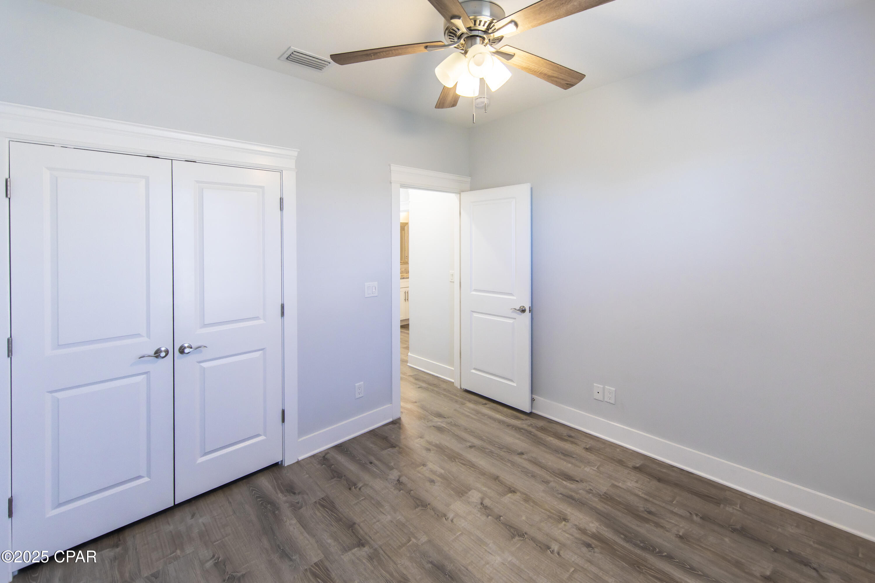 Safton09uq7a4hz4x_mpiotq0y6sdb60tckbcggyani