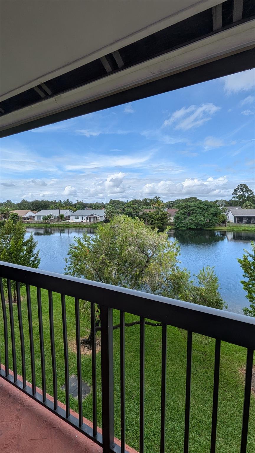 Villas De Venezia Condo