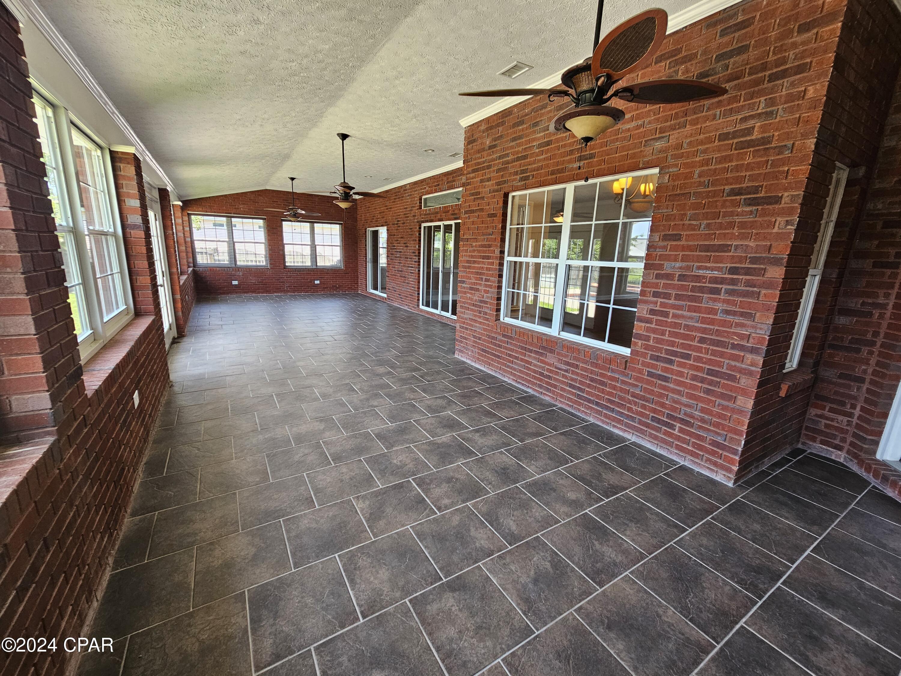 Afvoejnem7w6s5bsjqyhh9nbiqsx9axyphsnsvaosg8