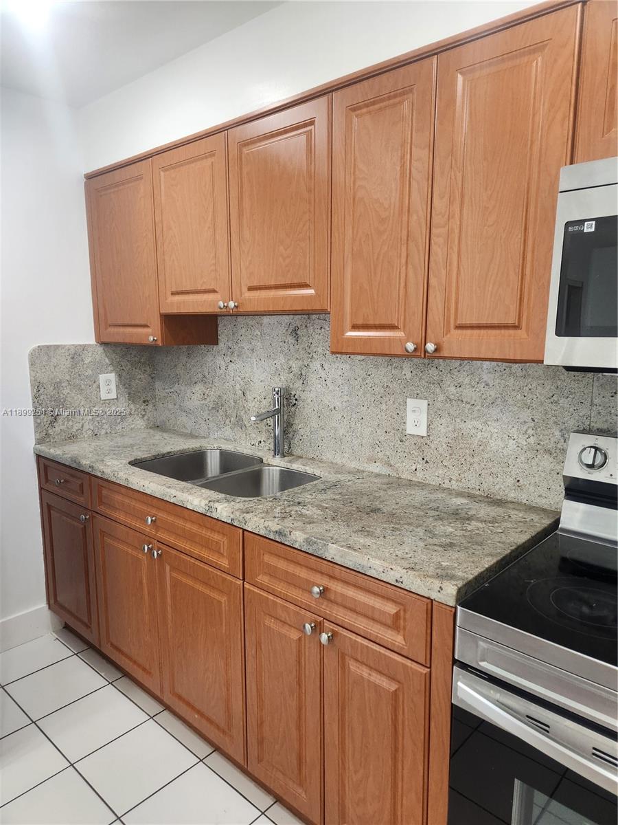 Property photo # 8
