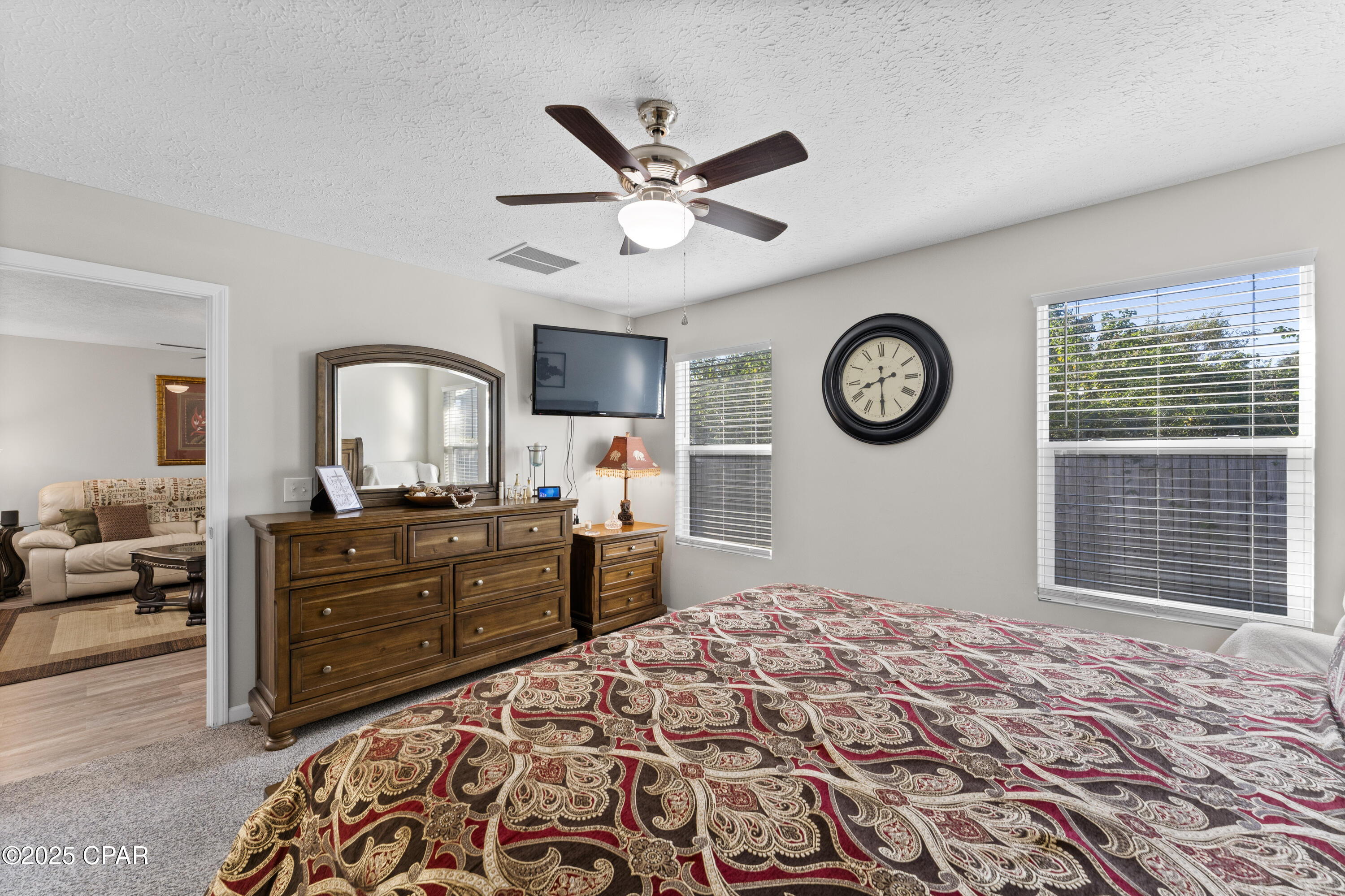 Kfi2ioinnfwxpw4g2y L1 87ga0jgpvpv6zgfufi3ao