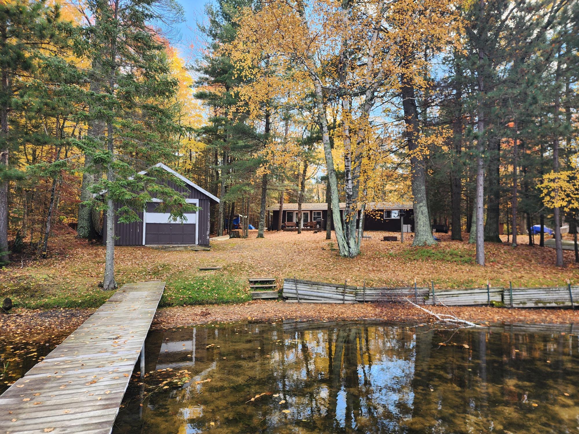 Metonga Lake house picture
