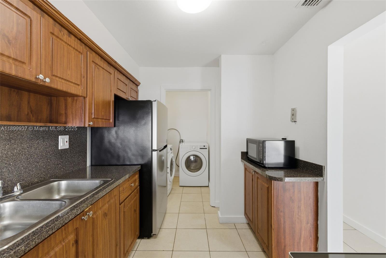 Property photo # 4