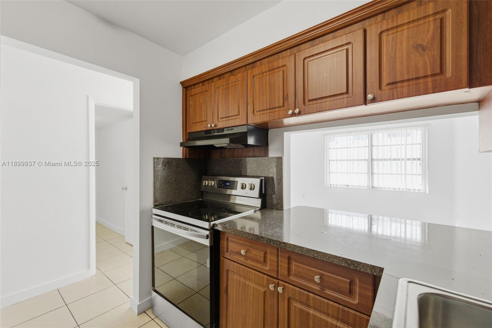 Property photo # 6