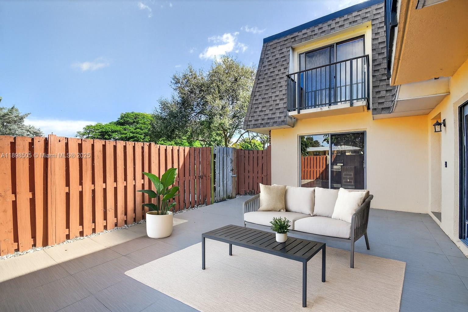 Property photo # 4