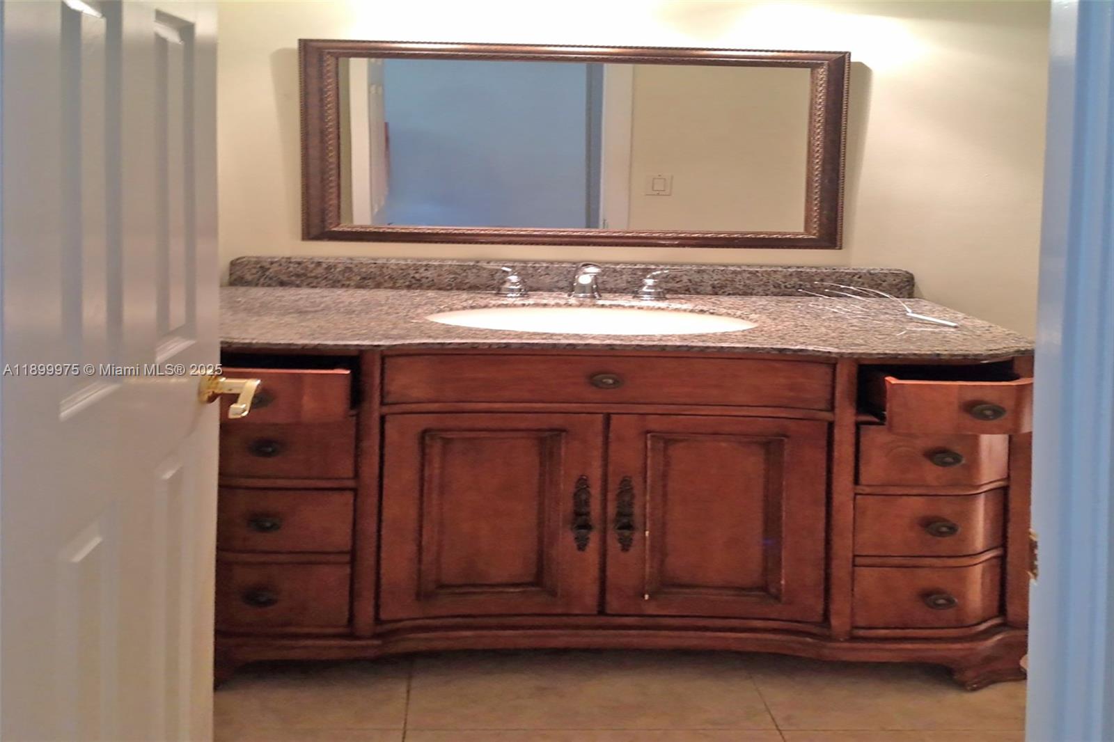 Property photo # 4
