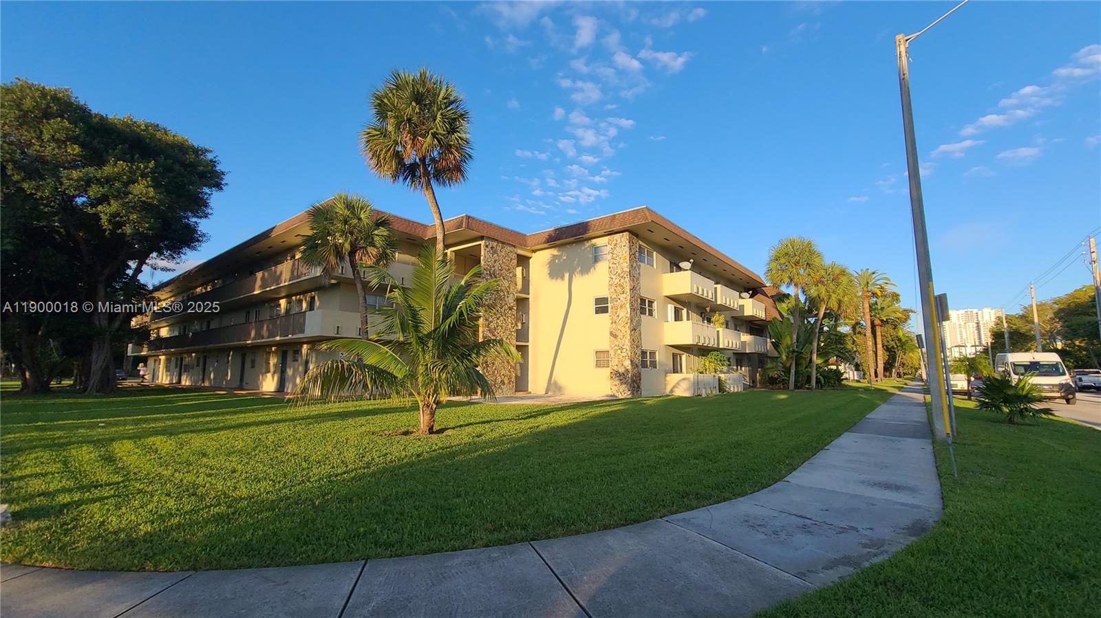 Dadeland Park Condo