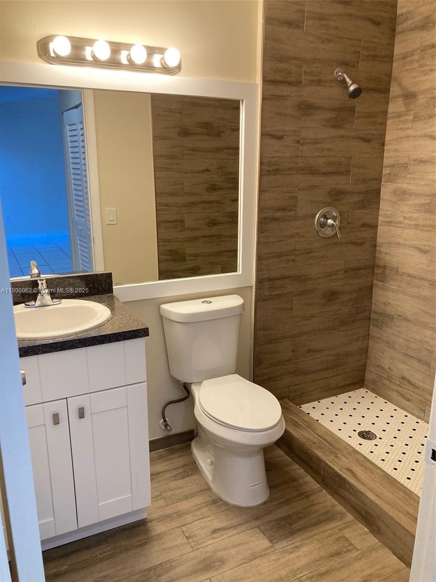 Property photo # 8