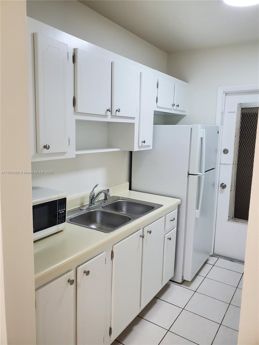 Property photo # 4