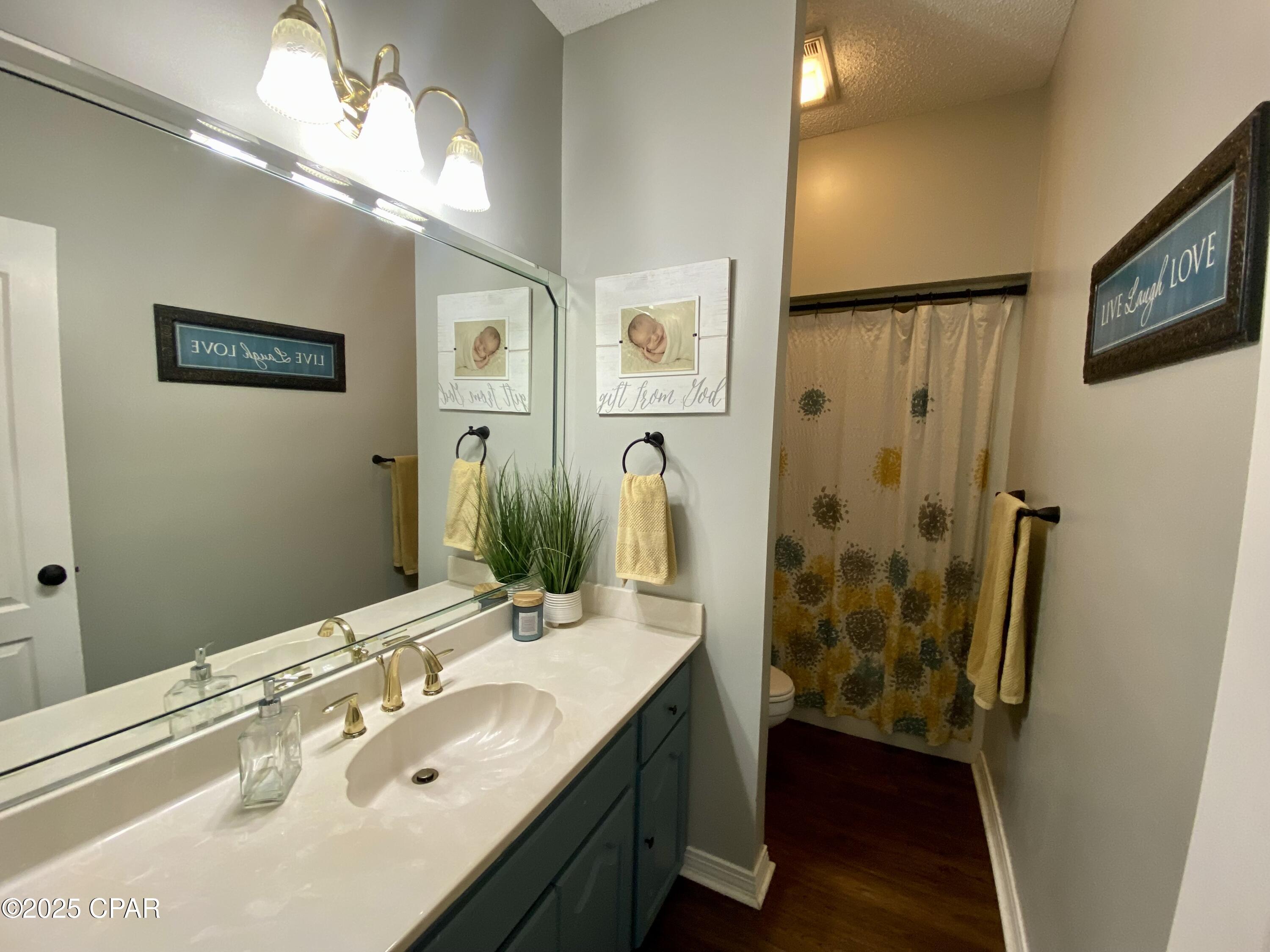 Image 23 For 4620 Oakwood Drive