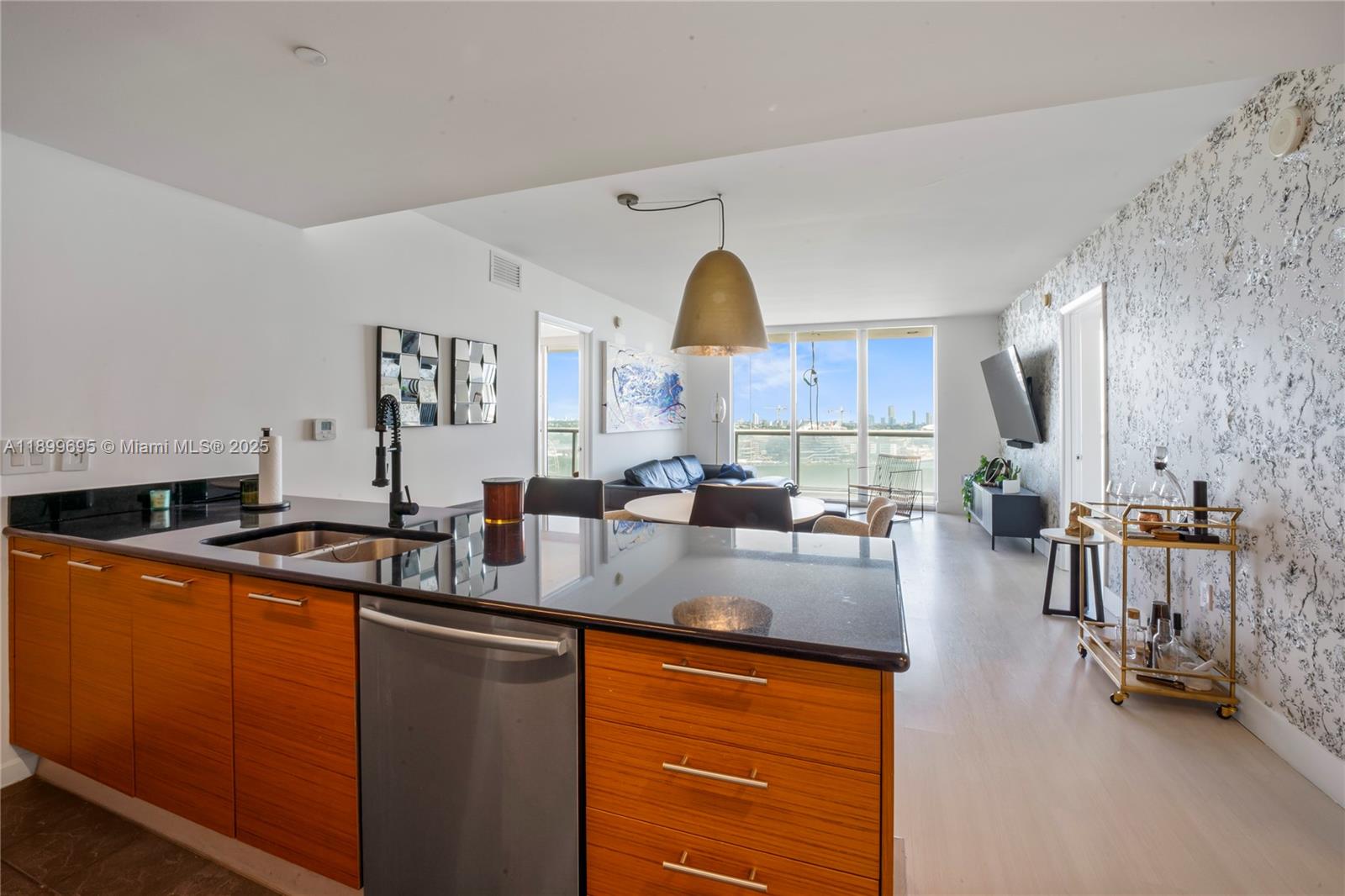 Property photo # 9