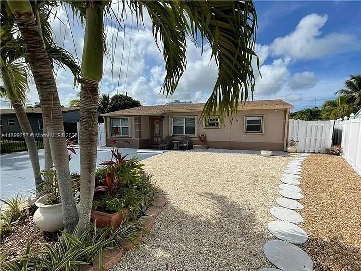 621 61st St, Oakland Park, Florida 33334