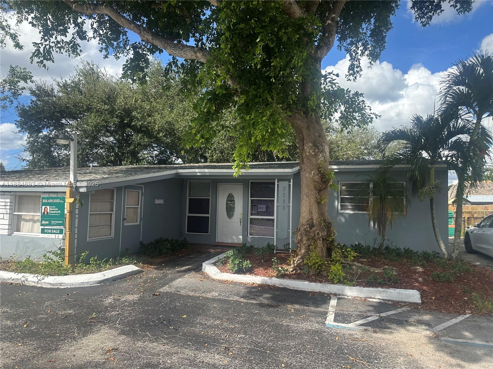 7111 Taft Street, Hollywood, Florida 33024
